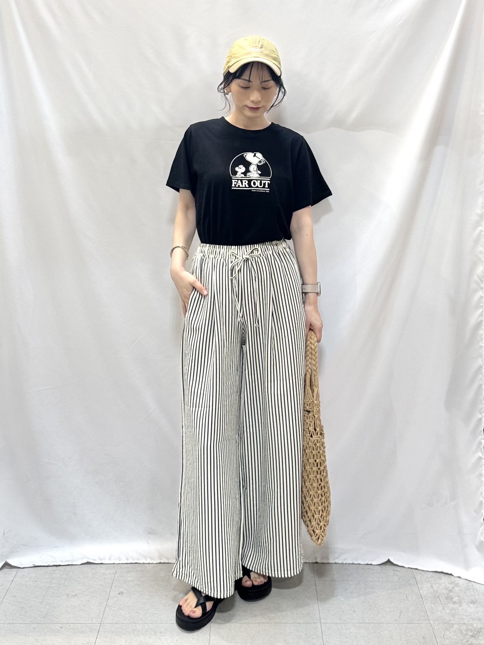 𝐇𝐢𝐫𝐨𝐦𝐢さんの「SHOO･LA･RUE｜【PEANUTS】ひんやりプリントTシャツ」を使ったコーディネート
