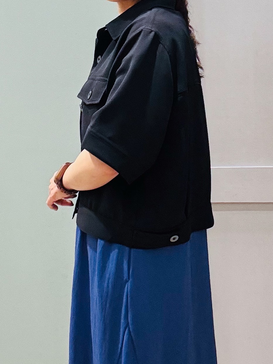 Komi☆さんの「grove｜【吸水速乾・通気性・洗える】衿付きハーフジャケット」を使ったコーディネート