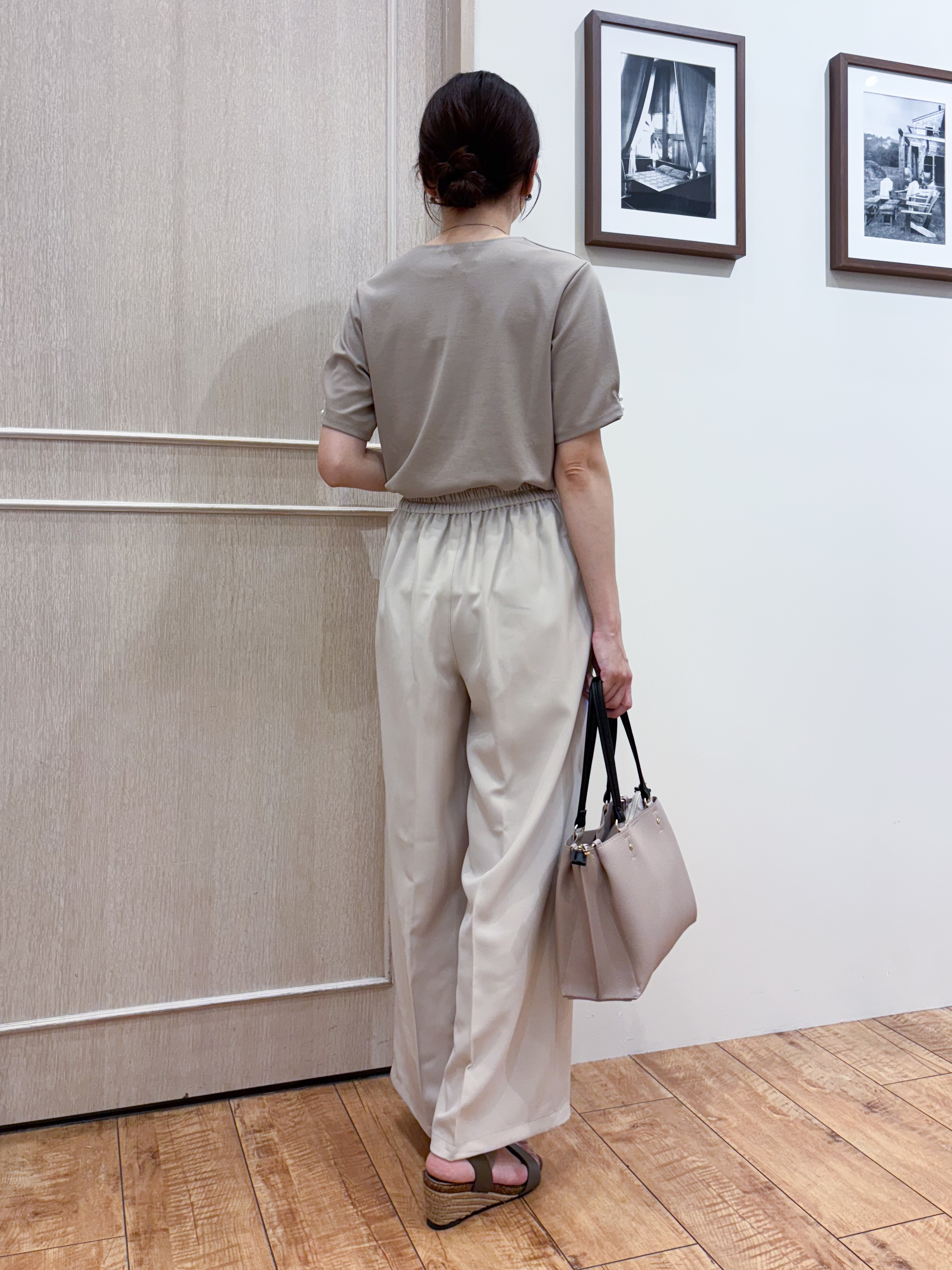 なみさんの「SHOO･LA･RUE｜【2点セット/洗濯機可/S-LL】お袖パールがアクセント ネックレス付きトップス」を使ったコーディネート