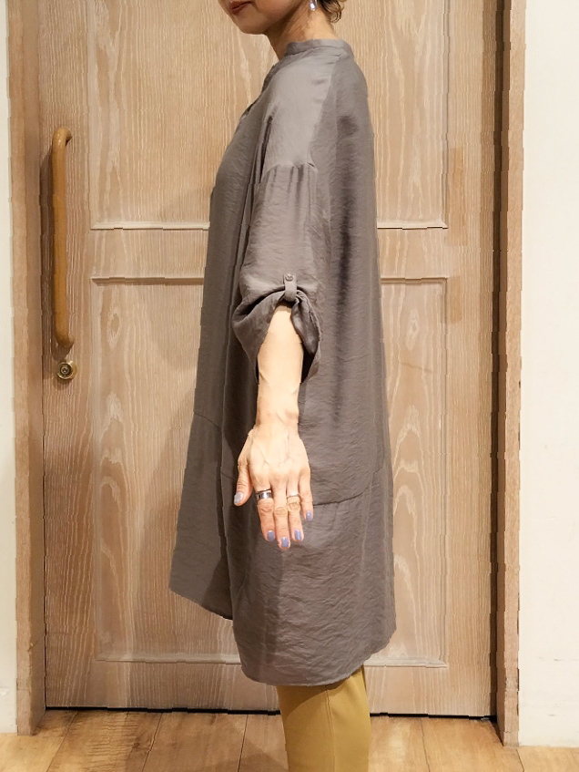 YUKIさんの「SHOO･LA･RUE｜【ひんやり/S-LL/洗濯機可】体型カバーにも スラブコクーンチュニック」を使ったコーディネート