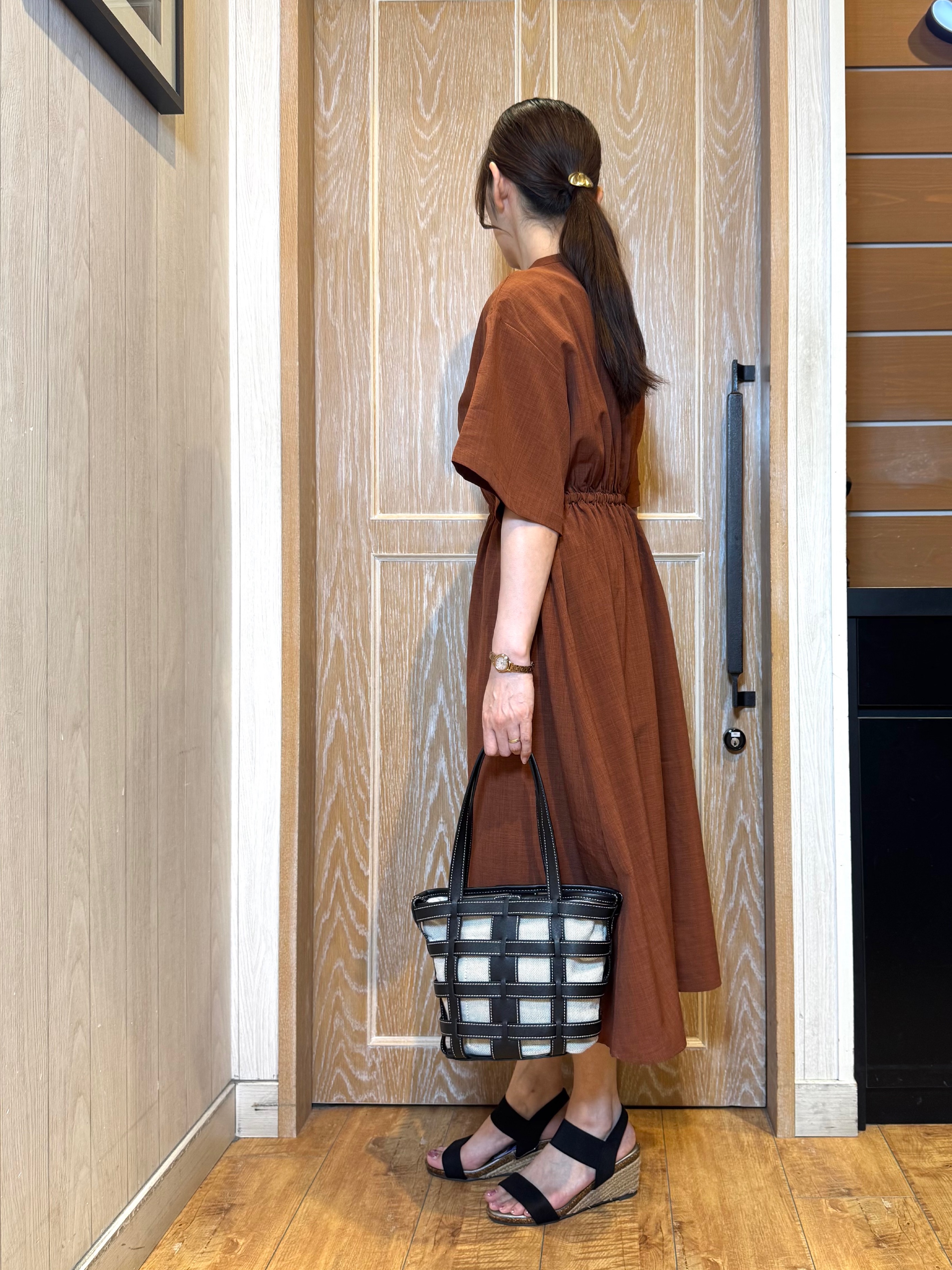 KAORIさんの「SHOO･LA･RUE｜ウエストサイドギャザーワンピース」を使ったコーディネート