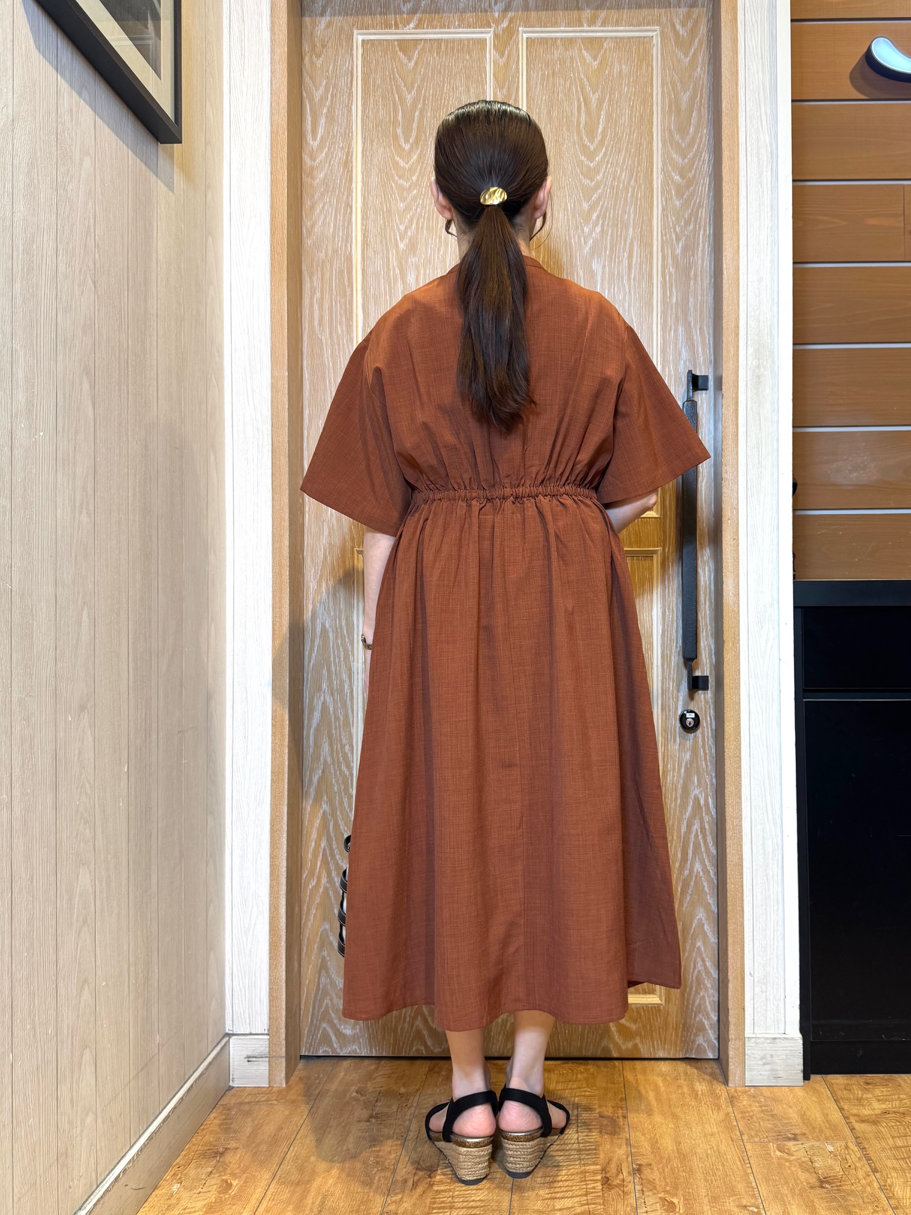 KAORIさんの「SHOO･LA･RUE｜ウエストサイドギャザーワンピース」を使ったコーディネート