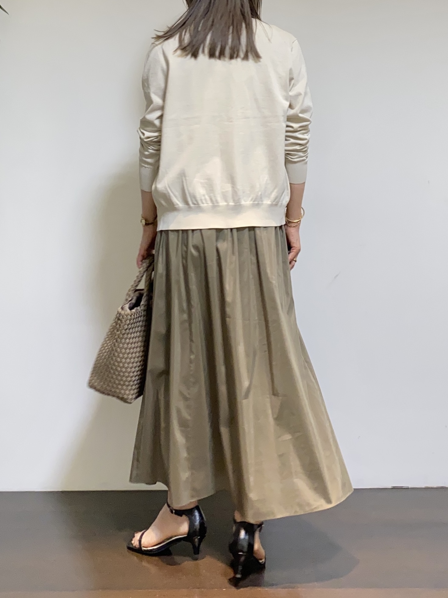 tomoさんの「UNTITLED｜【9色展開/アンサンブル可】コットンクルーネックカーディガン」を使ったコーディネート