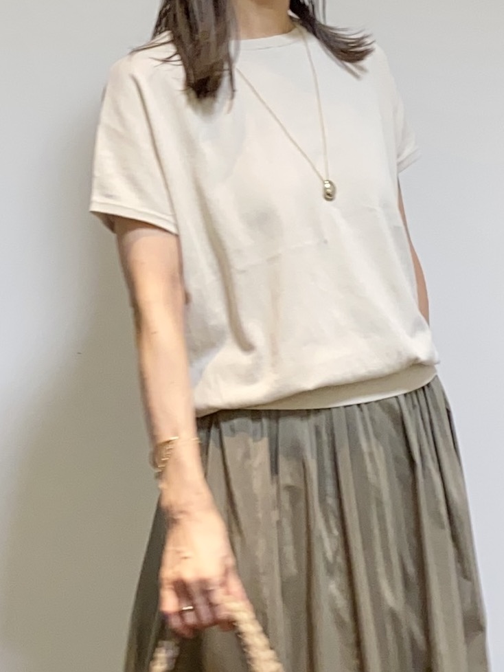 tomoさんの「UNTITLED｜【9色展開/アンサンブル可】コットンクルーネックカーディガン」を使ったコーディネート