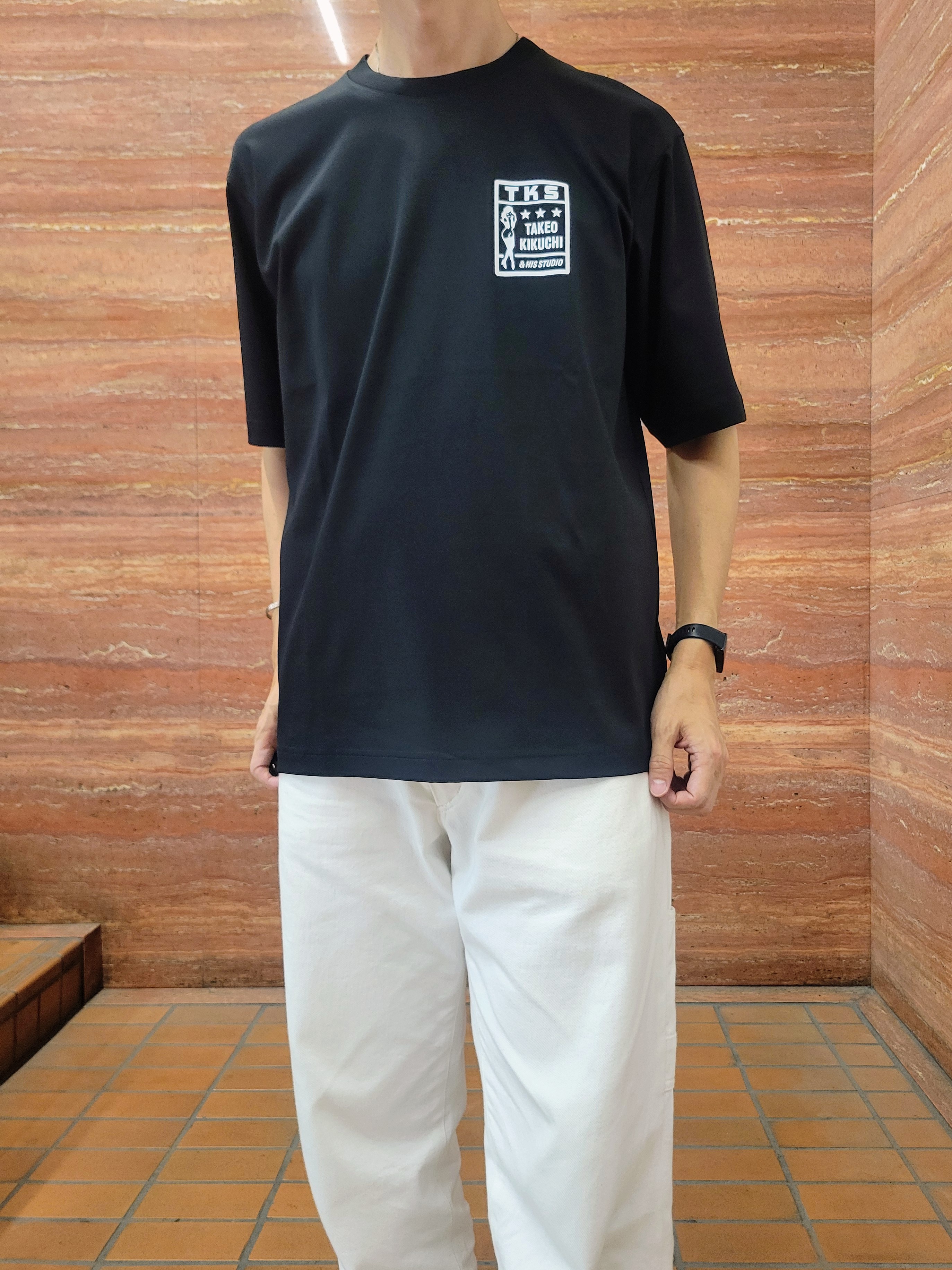 piroyaさんの「TAKEO KIKUCHI｜【BOWLER HAT LABEL】アイスクリアコットン ピンナップガール 半袖Tシャツ」を使ったコーディネート