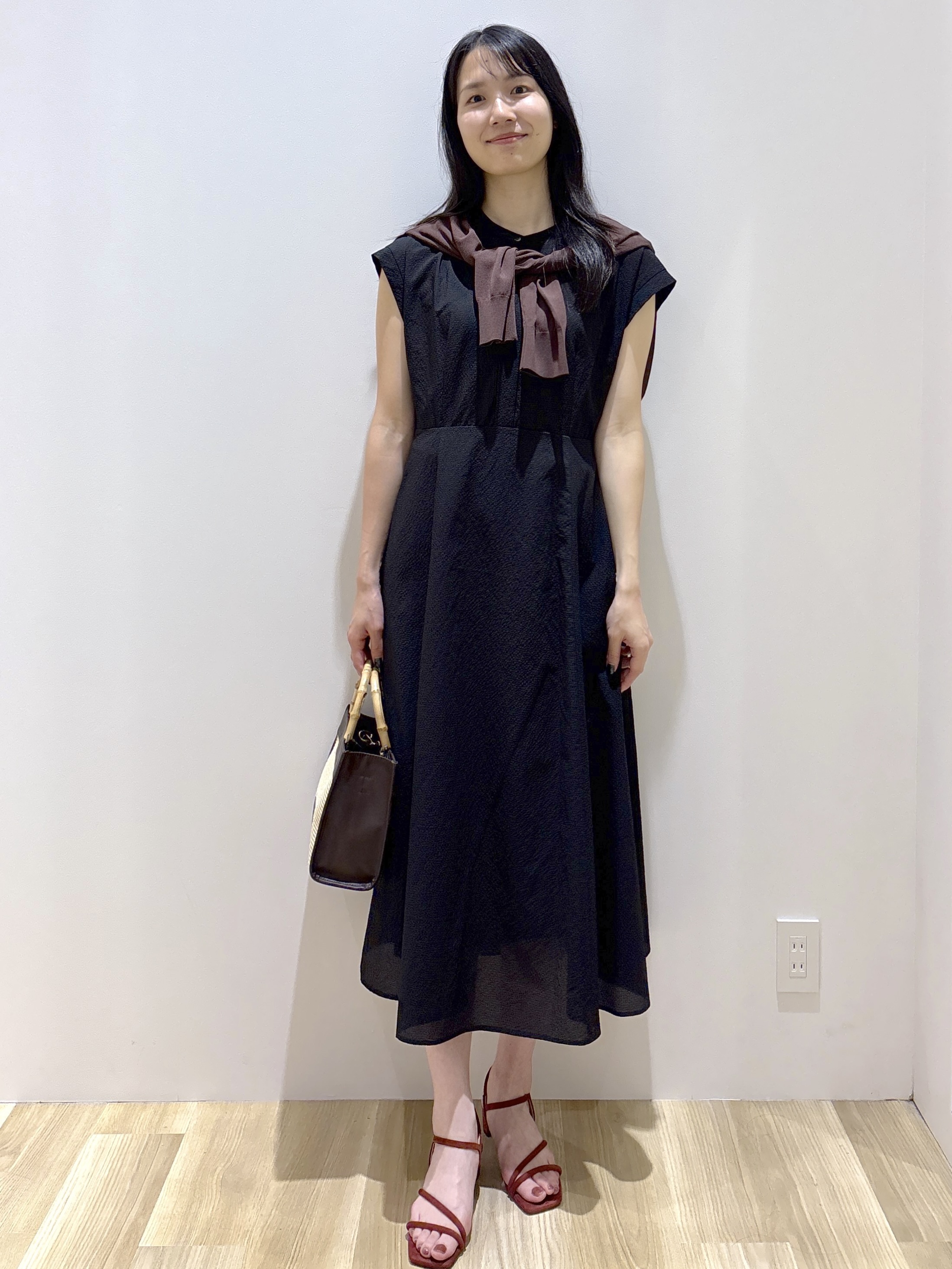 sachikoさんの「OPAQUE.CLIP｜【UV／接触冷感】Vネックリラクシーニットカーディガン《洗濯機OK／抗ピル》」を使ったコーディネート