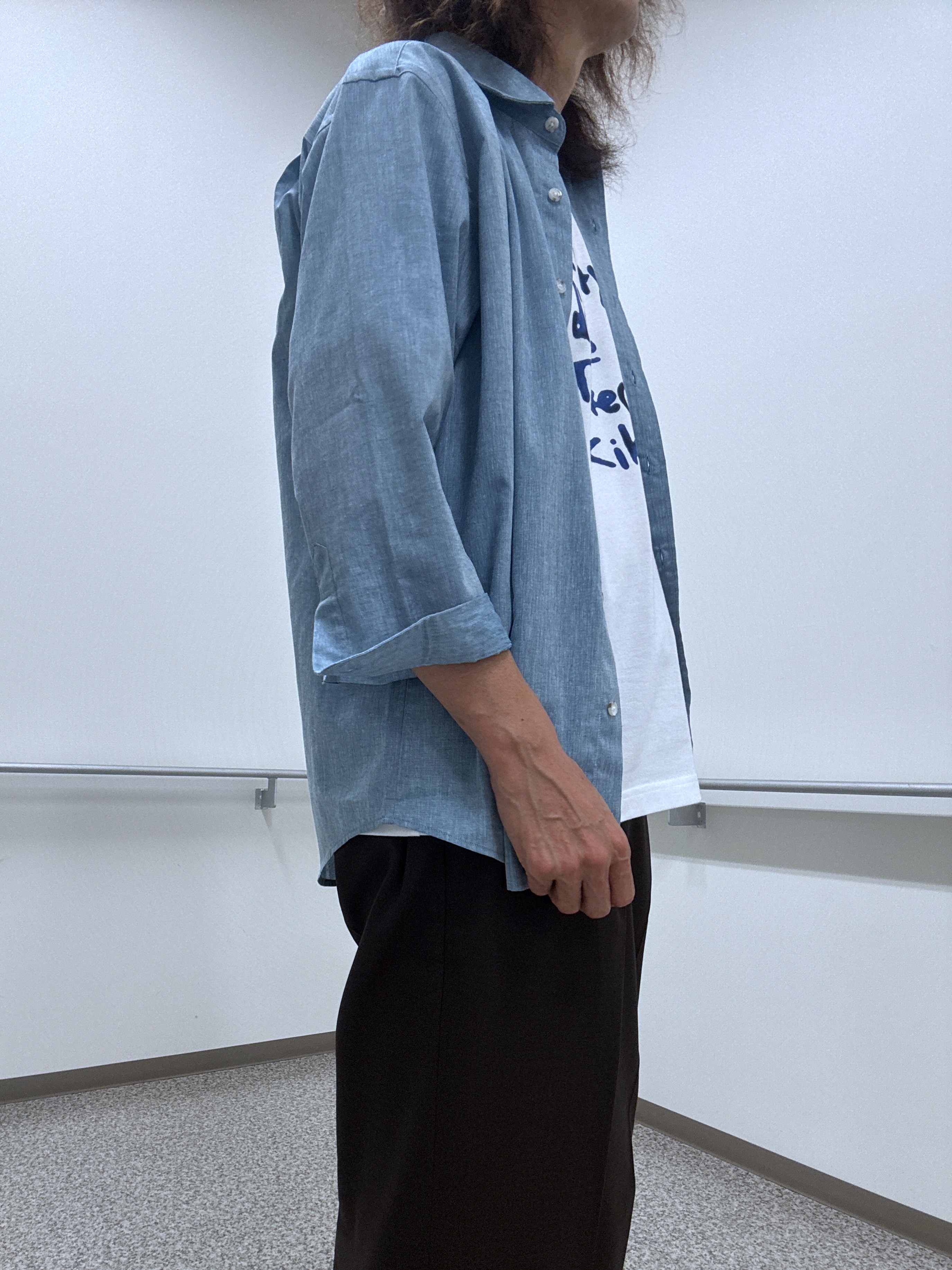 おーのさんの「TAKEO KIKUCHI｜【接触冷感】ハイブリッド リネン 七分袖シャツ」を使ったコーディネート