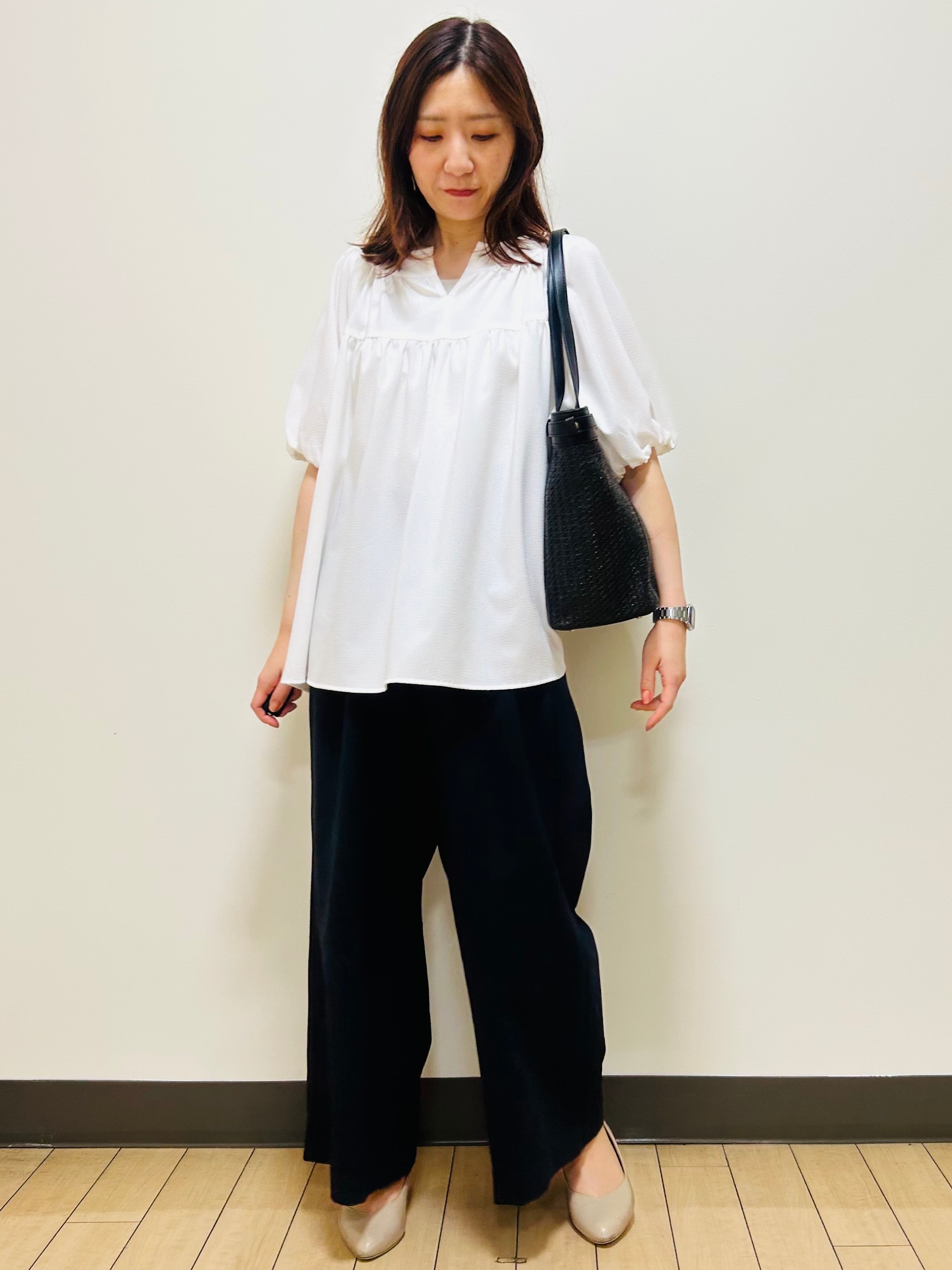 miiiさんの「Reflect｜ギャザーデザインブラウス」を使ったコーディネート