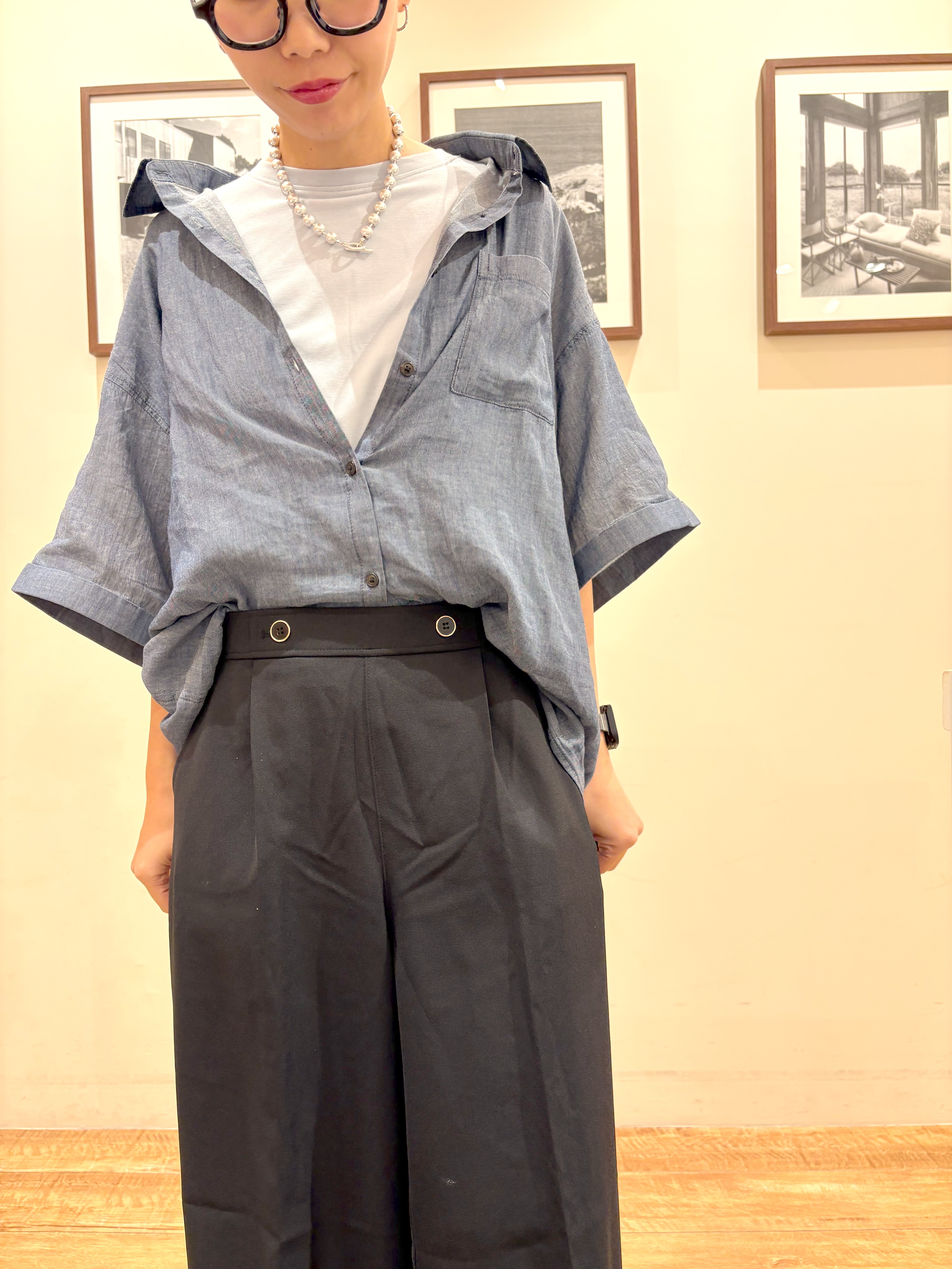 Ayumiさんの「SHOO･LA･RUE｜【UVカット/接触冷感】とろみタックノースリーブトップス」を使ったコーディネート