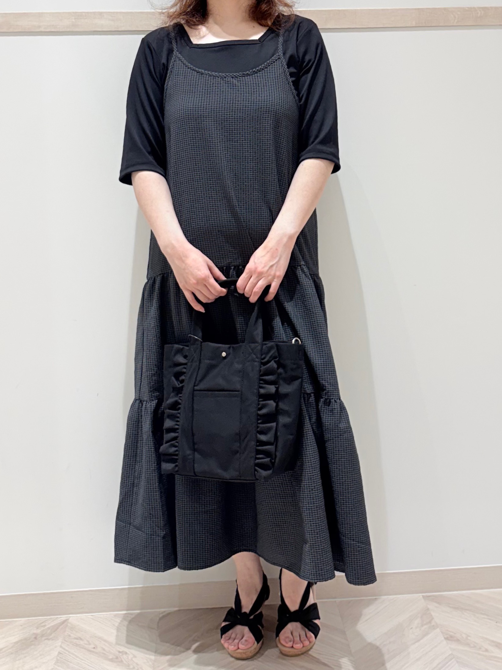 c_h_i_k_aさんの「SHOO･LA･RUE｜【ひんやり/前後2WAY/S-LL】着回しやすい 5分袖テレコトップス」を使ったコーディネート