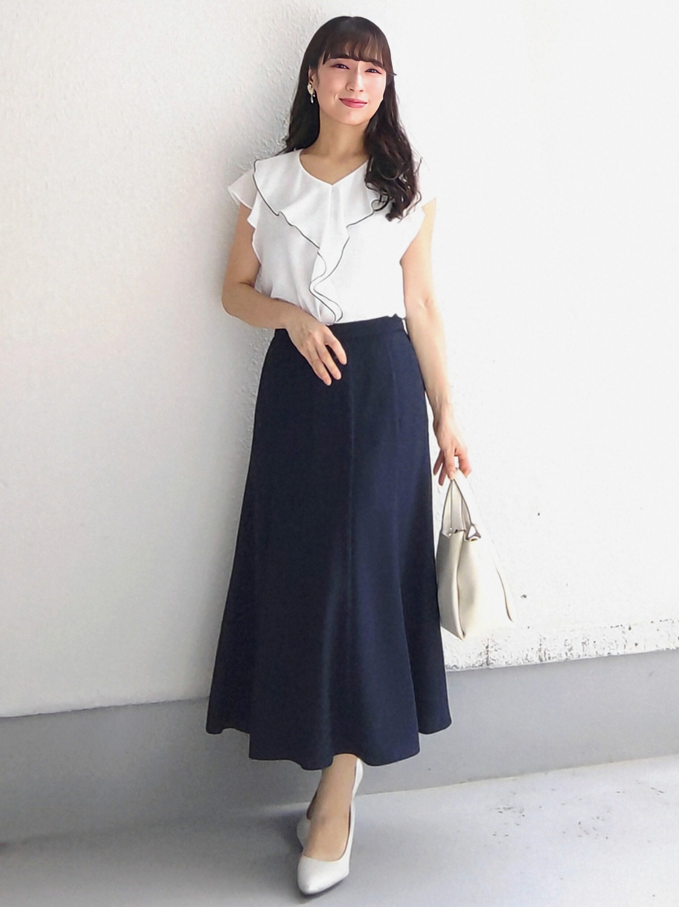 keinaさんの「SunaUna｜【手洗い可／日本製】フリルブラウス」を使ったコーディネート