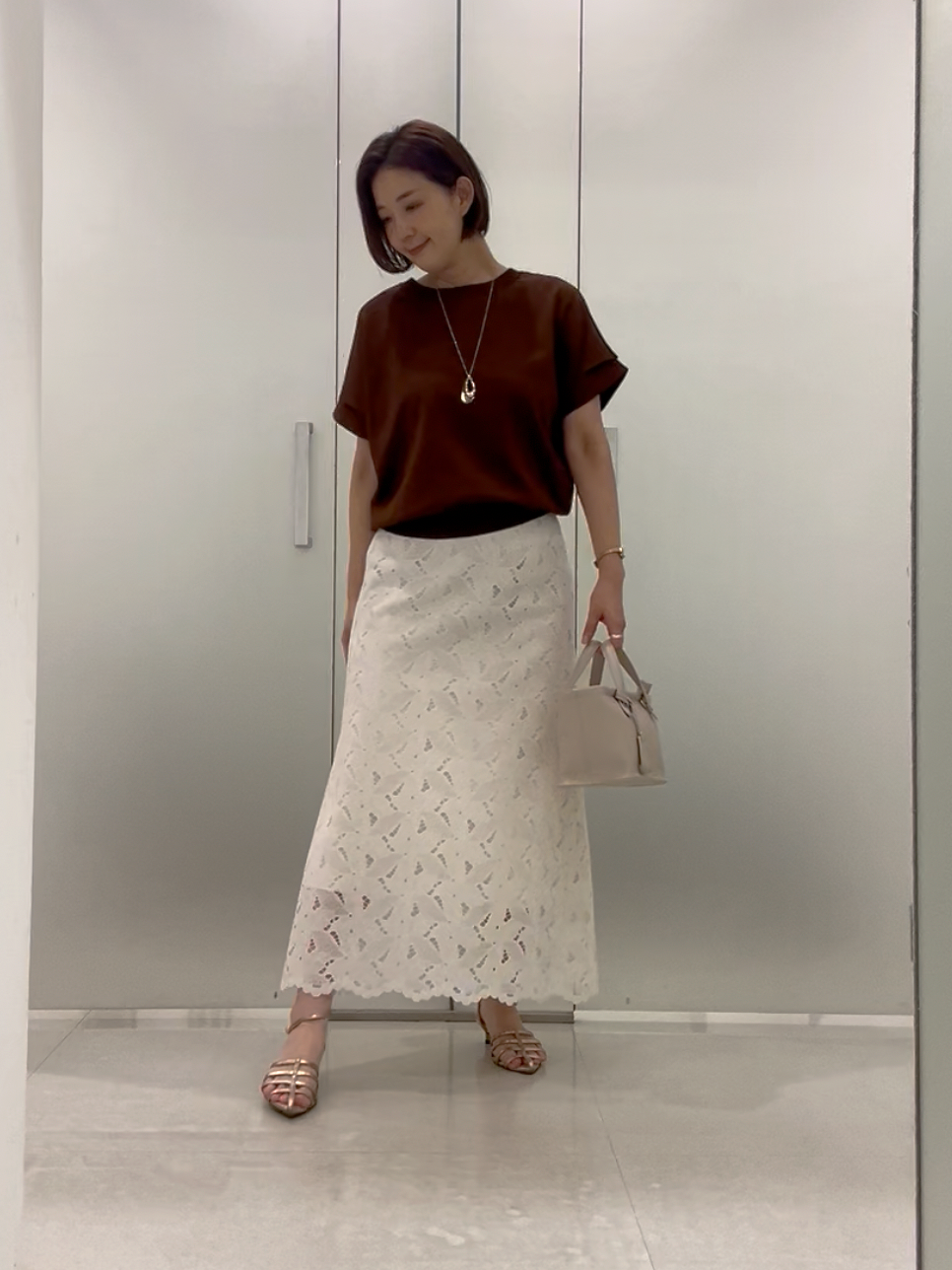 まどかさんの「UNTITLED｜【セットアップ可】リーフレースロングスカート」を使ったコーディネート
