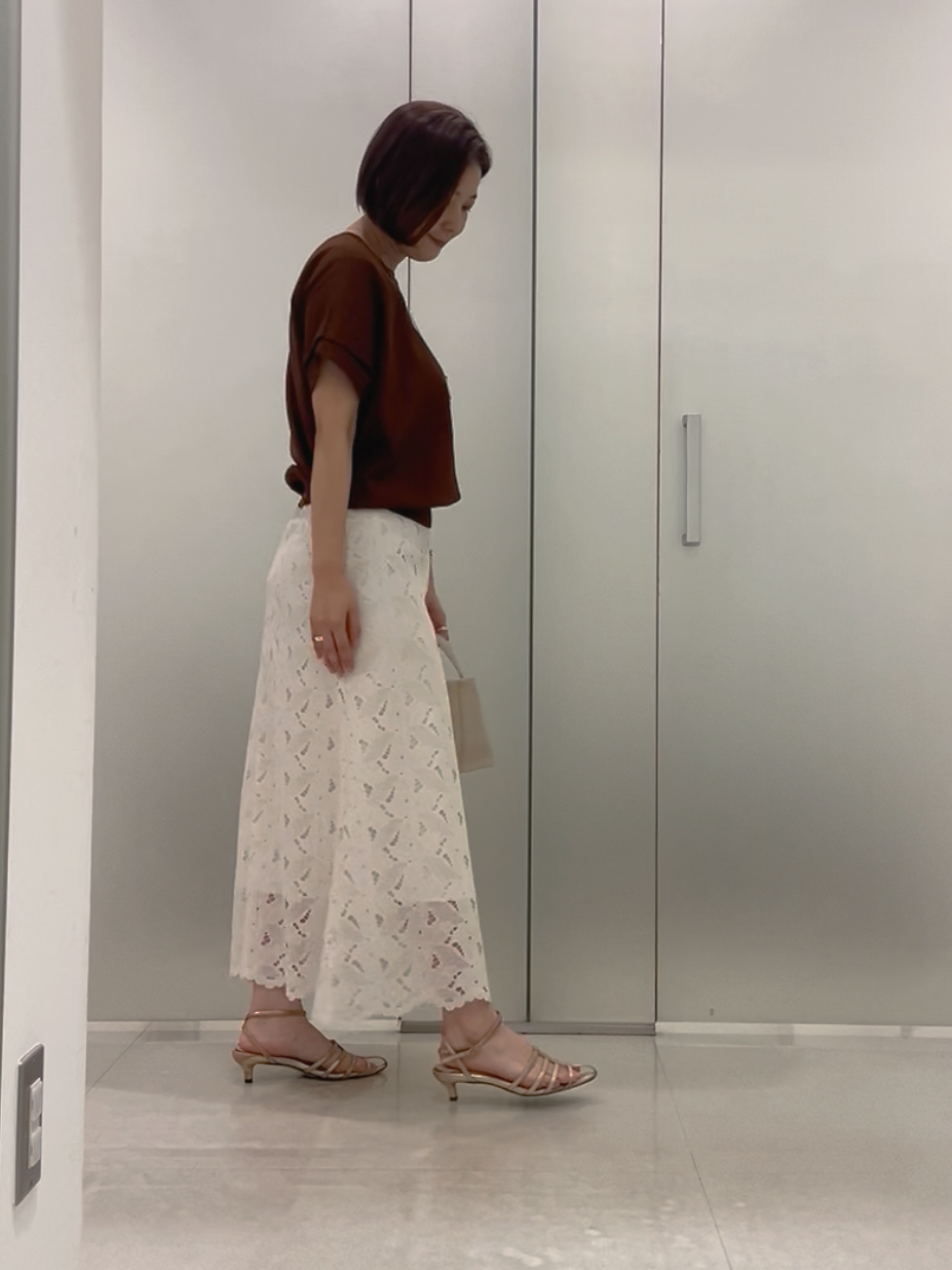 まどかさんの「UNTITLED｜【セットアップ可】リーフレースロングスカート」を使ったコーディネート