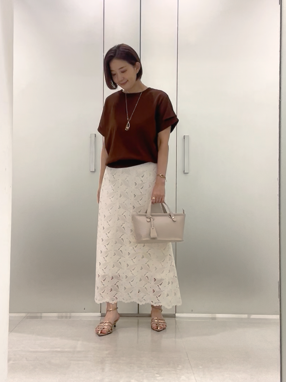 まどかさんの「UNTITLED｜【セットアップ可】リーフレースロングスカート」を使ったコーディネート