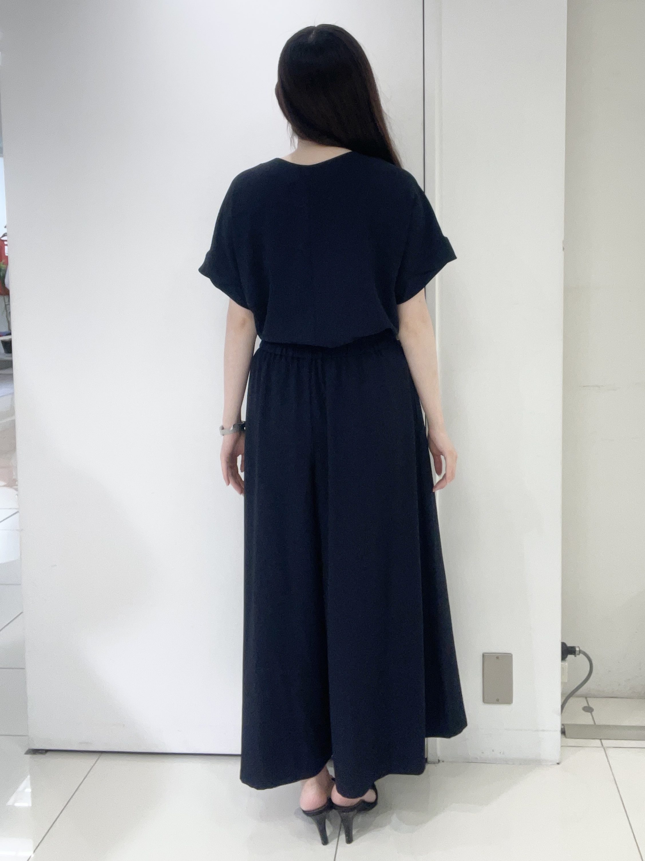 moeさんの「UNTITLED｜【セットアップ可/UVカット/前後2WAY】リラクシーフレンチスリーブブラウス」を使ったコーディネート