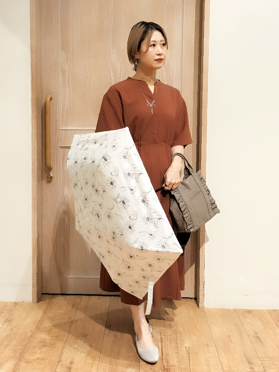 YUKIさんの「SHOO･LA･RUE｜ウエストサイドギャザーワンピース」を使ったコーディネート