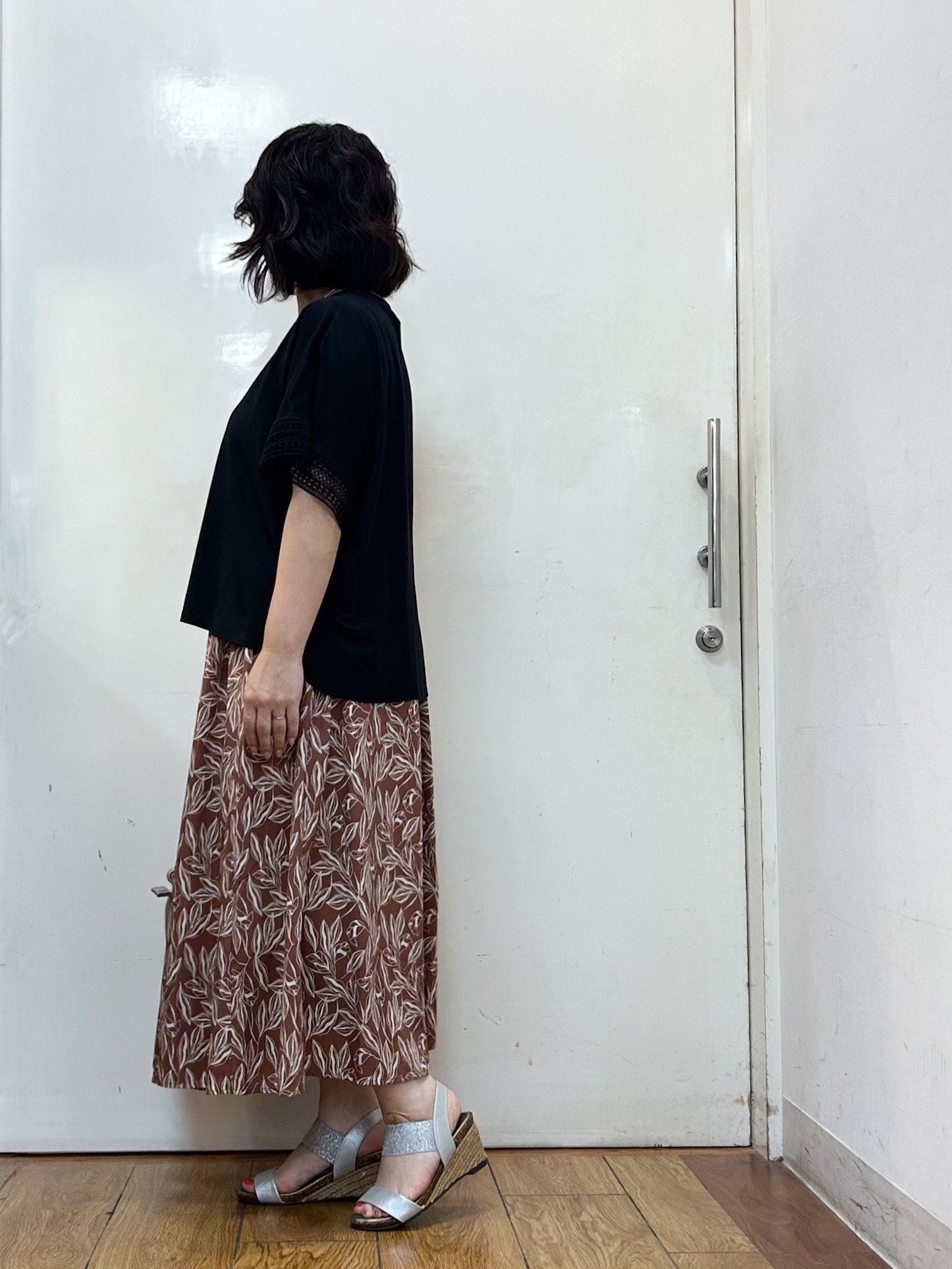 haruさんの「SHOO･LA･RUE｜【ひんやり/UV】お袖レースが上品 ゆったりとろみトップス」を使ったコーディネート