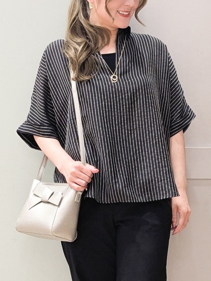 kuwawaさんの「grove｜【洗濯機◎・体型カバー】ON/OFF使える、シアースキッパーシャツ」を使ったコーディネート