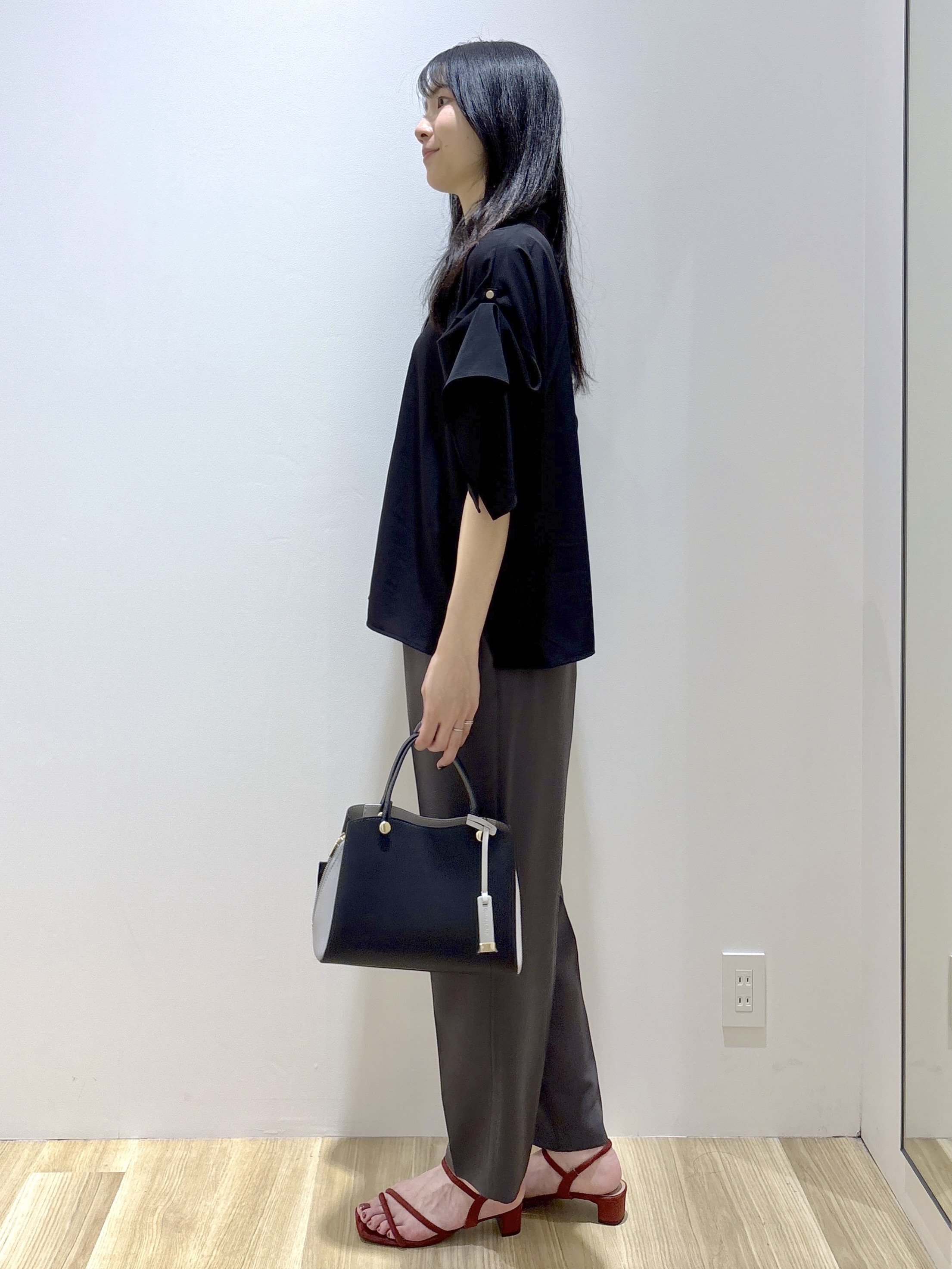 sachikoさんの「OPAQUE.CLIP｜【UV／接触冷感／吸水速乾／】タックスリーブスキッパーブラウス《洗濯機OK》」を使ったコーディネート