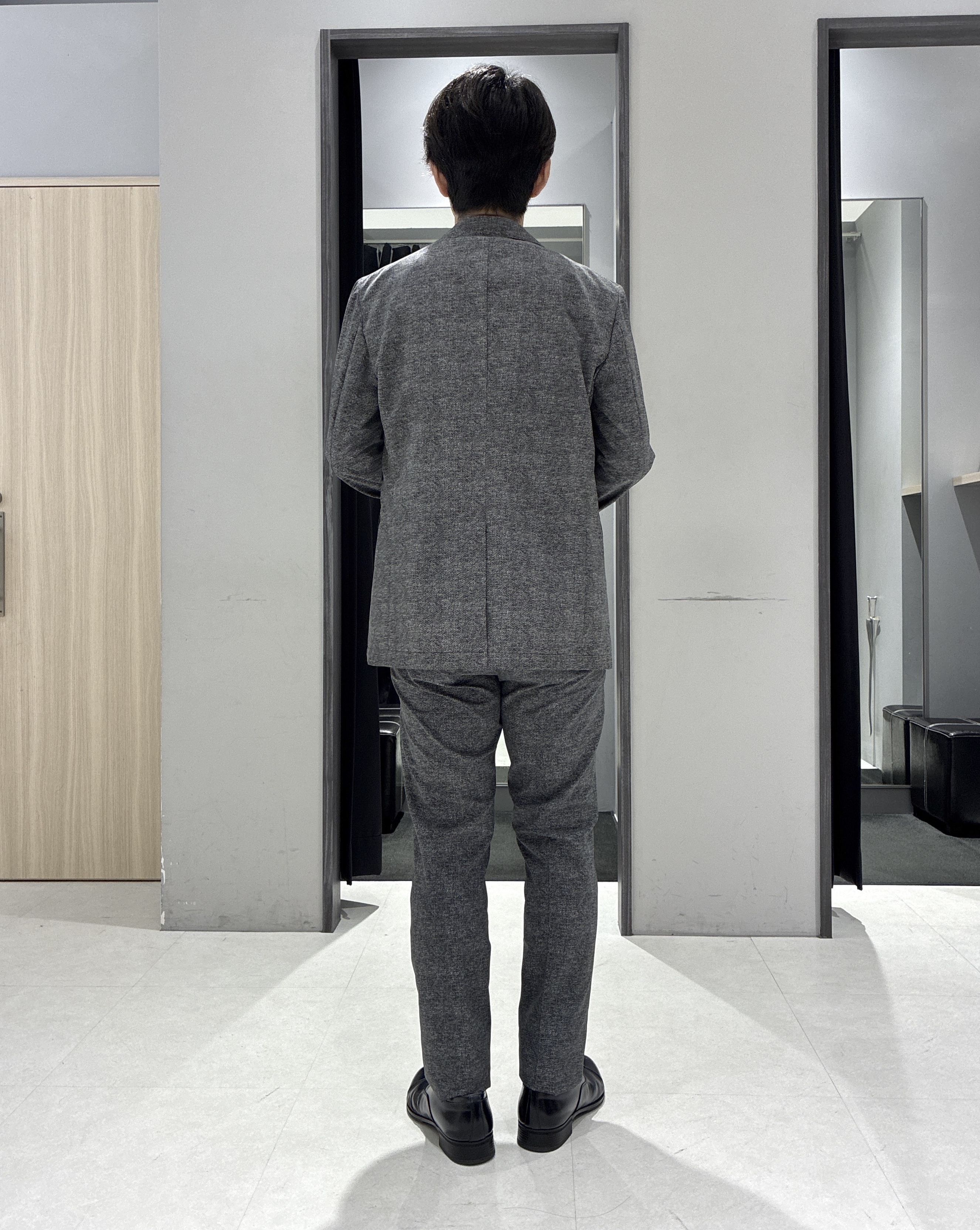 わいずみさんの「TAKEO KIKUCHI｜【抗菌防臭】COOL DOTS（R）ドビープリント ジャケット」を使ったコーディネート