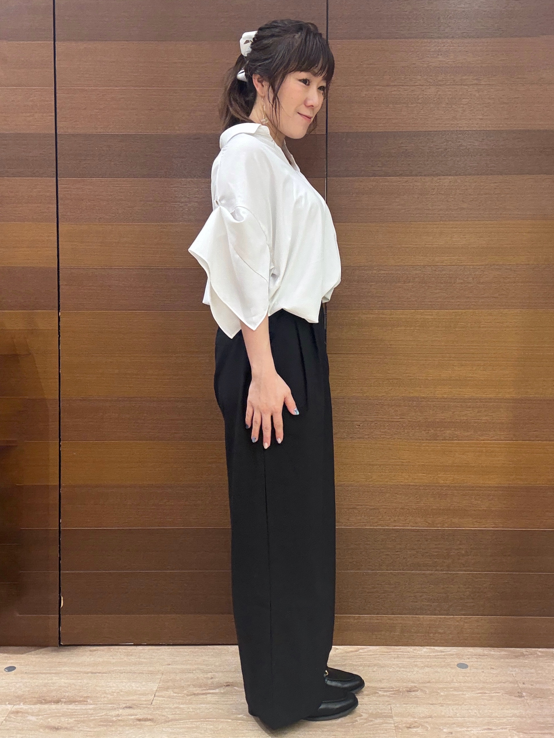 maichiさんの「OPAQUE.CLIP｜【UV／接触冷感／吸水速乾／】タックスリーブスキッパーブラウス《洗濯機OK》」を使ったコーディネート