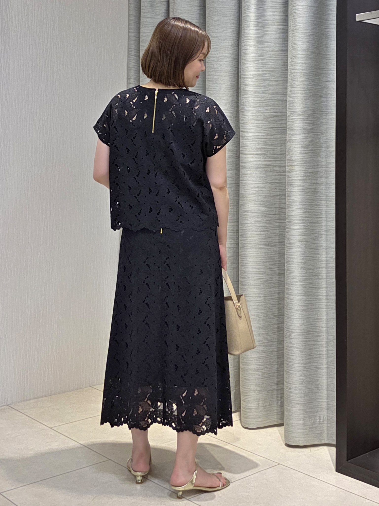 naokoさんの「UNTITLED｜トリコットシアーブラウス」を使ったコーディネート