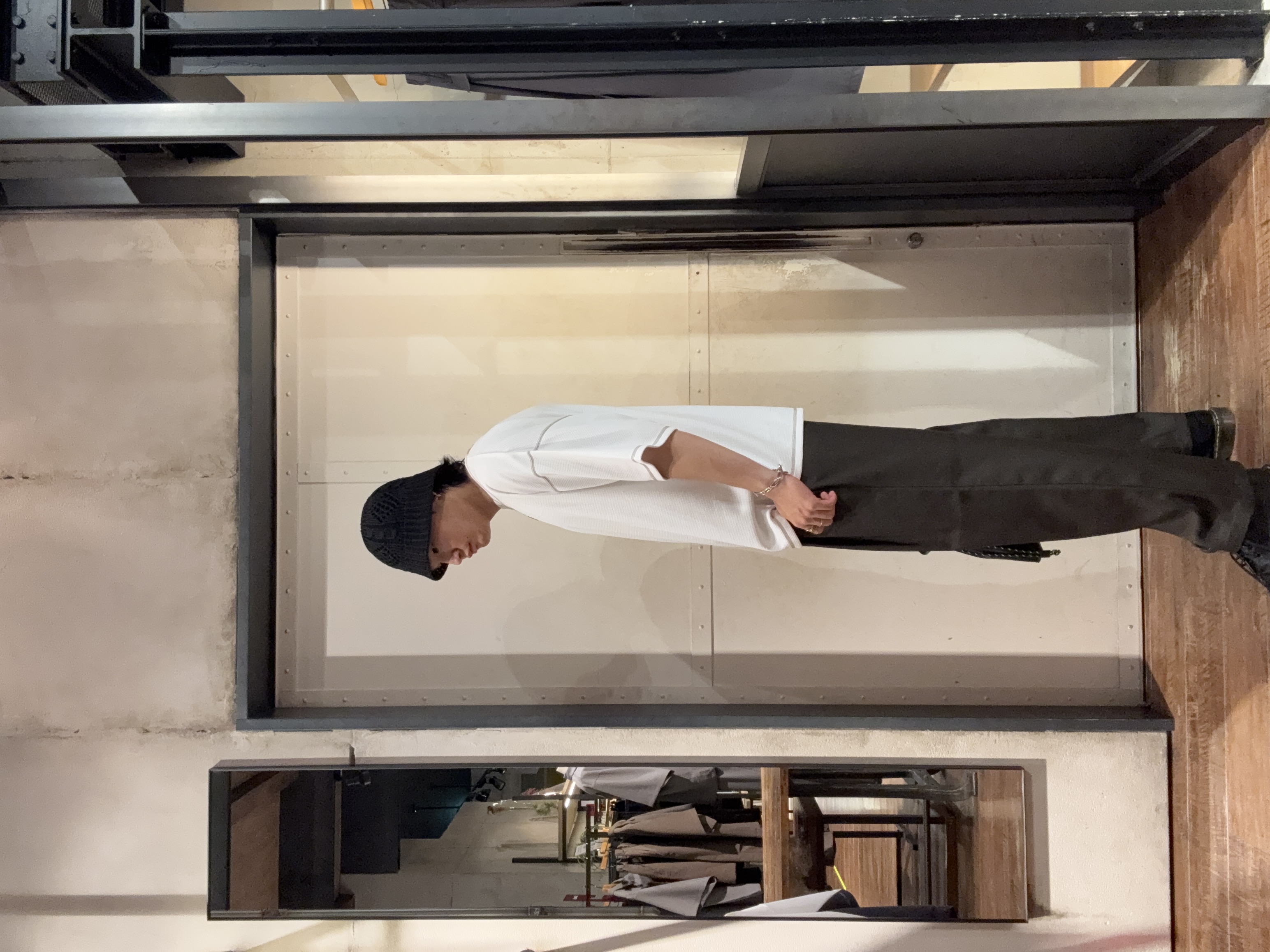 大江正眞さんの「tk.TAKEO KIKUCHI｜シンプルナローレザーベルト」を使ったコーディネート