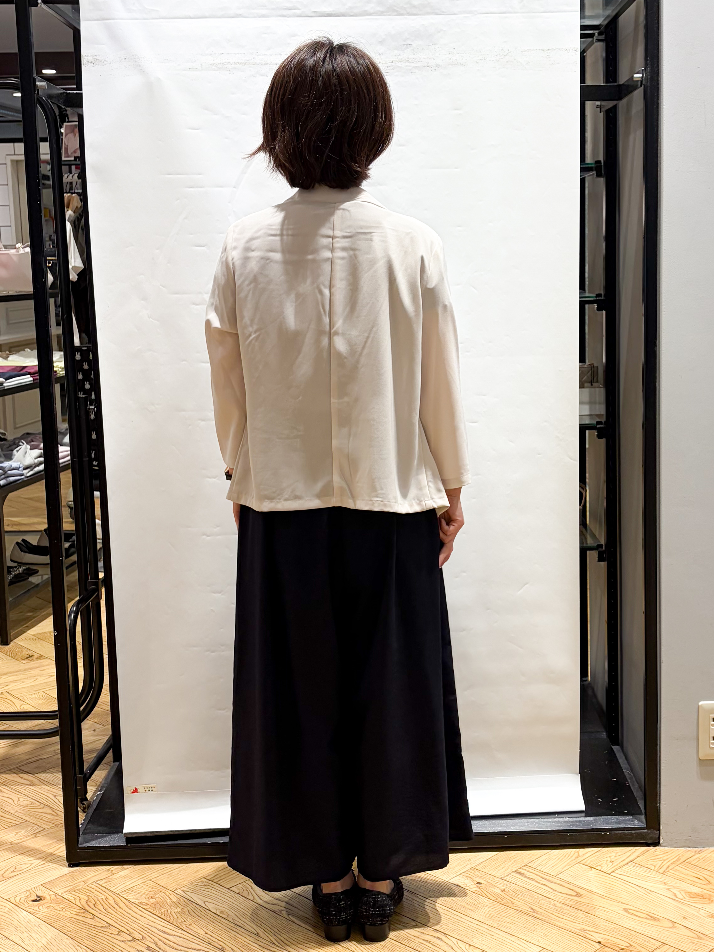 グッチさんの「index｜【接触冷感／防シワ】ひんやり7分袖テーラードジャケット《洗濯機OK》」を使ったコーディネート