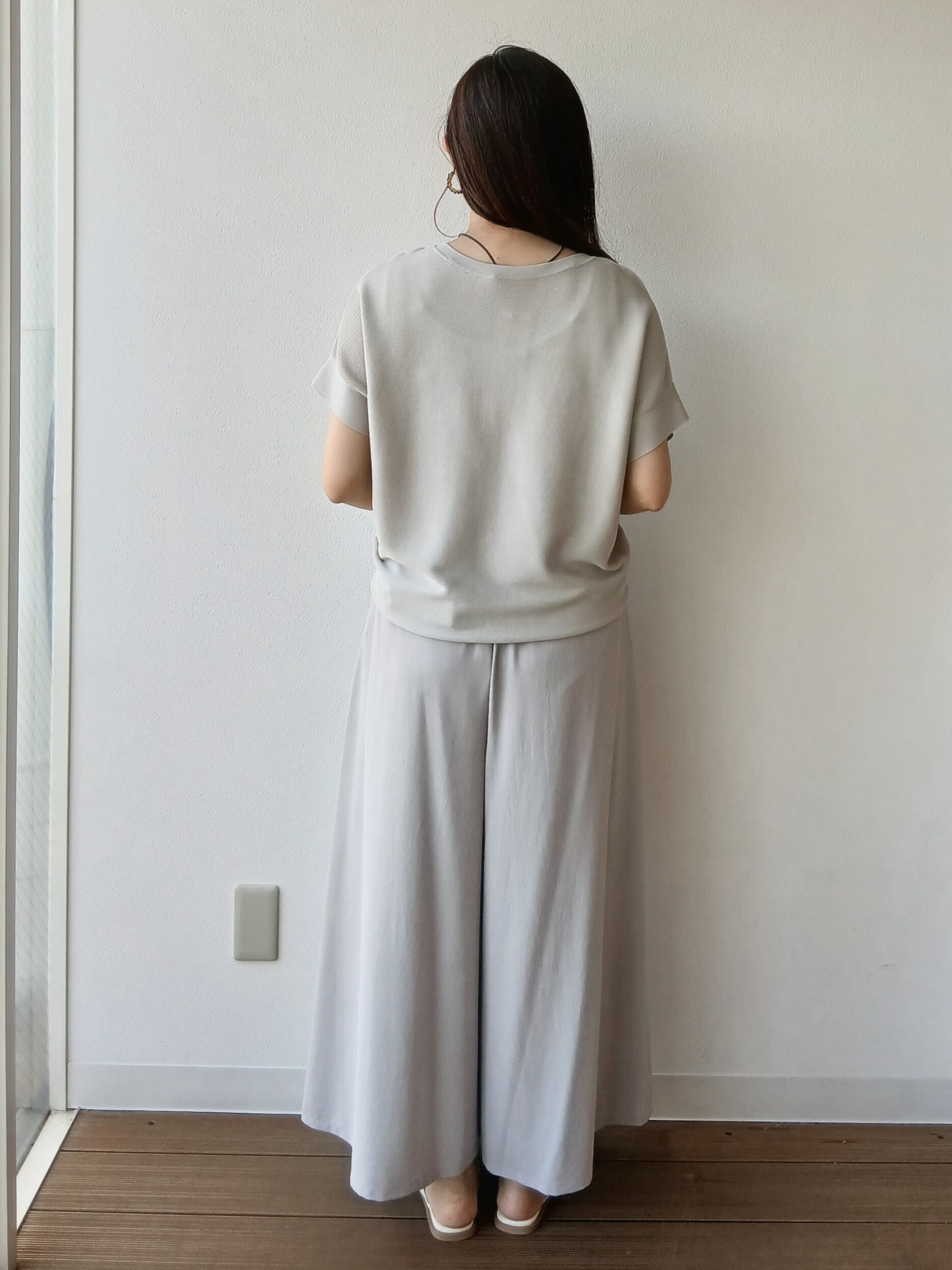 なみきさんの「UNTITLED｜【11色展開/体型カバー】前後2WAYフレンチスリーブニット」を使ったコーディネート