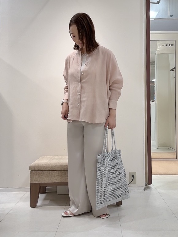 YUIさんの「UNTITLED｜【麻100】リネンドルマンシャツ」を使ったコーディネート