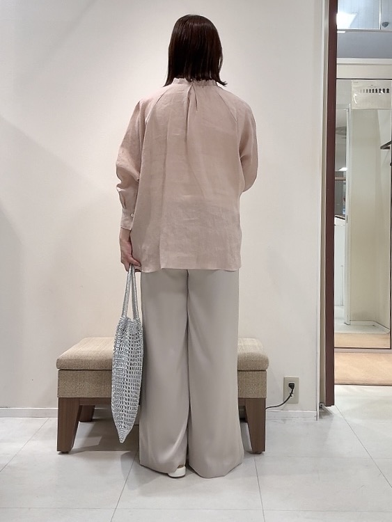 YUIさんの「UNTITLED｜【麻100】リネンドルマンシャツ」を使ったコーディネート