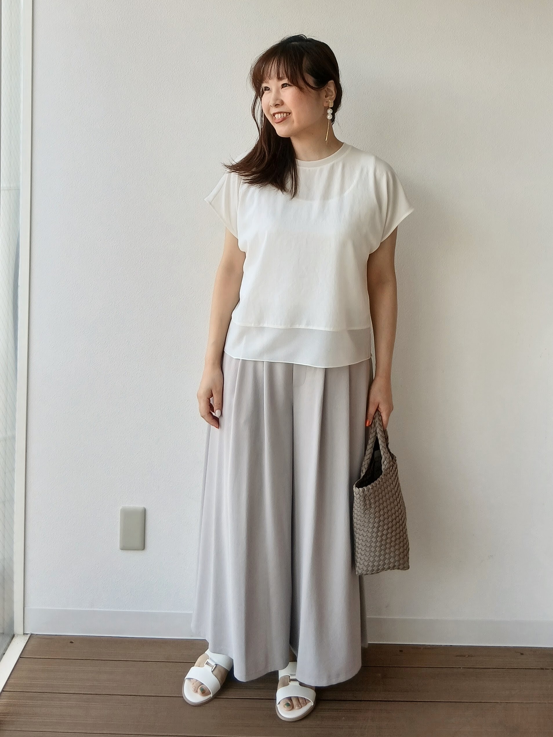 なみきさんの「UNTITLED｜【セットアップ可能】リーフレースブラウス」を使ったコーディネート