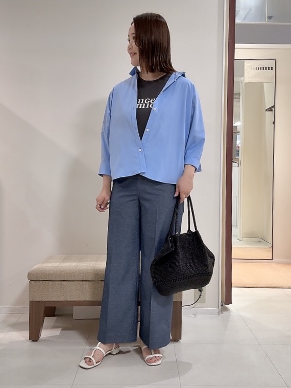 YUIさんの「UNTITLED｜【接触冷感/吸水速乾/UVカット】ドルマンスリーブシャツ」を使ったコーディネート