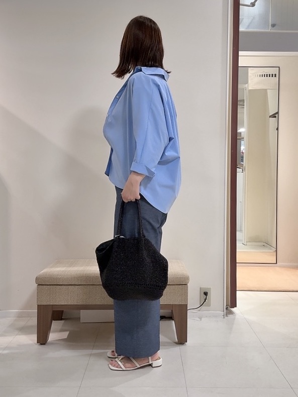 YUIさんの「UNTITLED｜【接触冷感/吸水速乾/UVカット】ドルマンスリーブシャツ」を使ったコーディネート