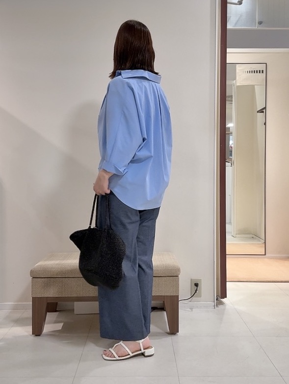YUIさんの「UNTITLED｜【接触冷感/吸水速乾/UVカット】ドルマンスリーブシャツ」を使ったコーディネート
