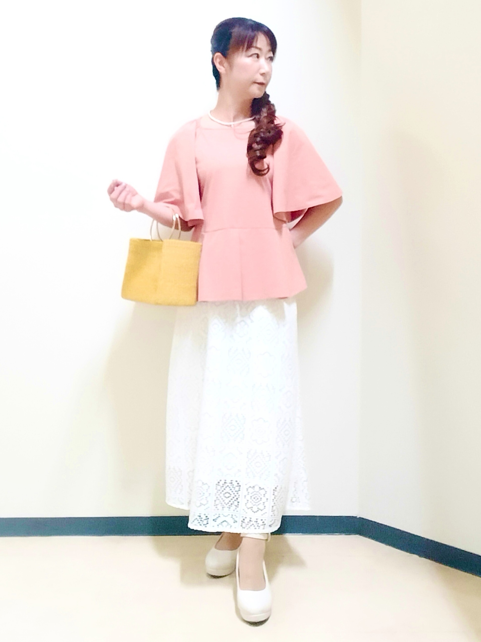 花さんの「Reflect｜【UVカット／接触冷感／吸水速乾】フレアスリーブペプラムカットソー」を使ったコーディネート