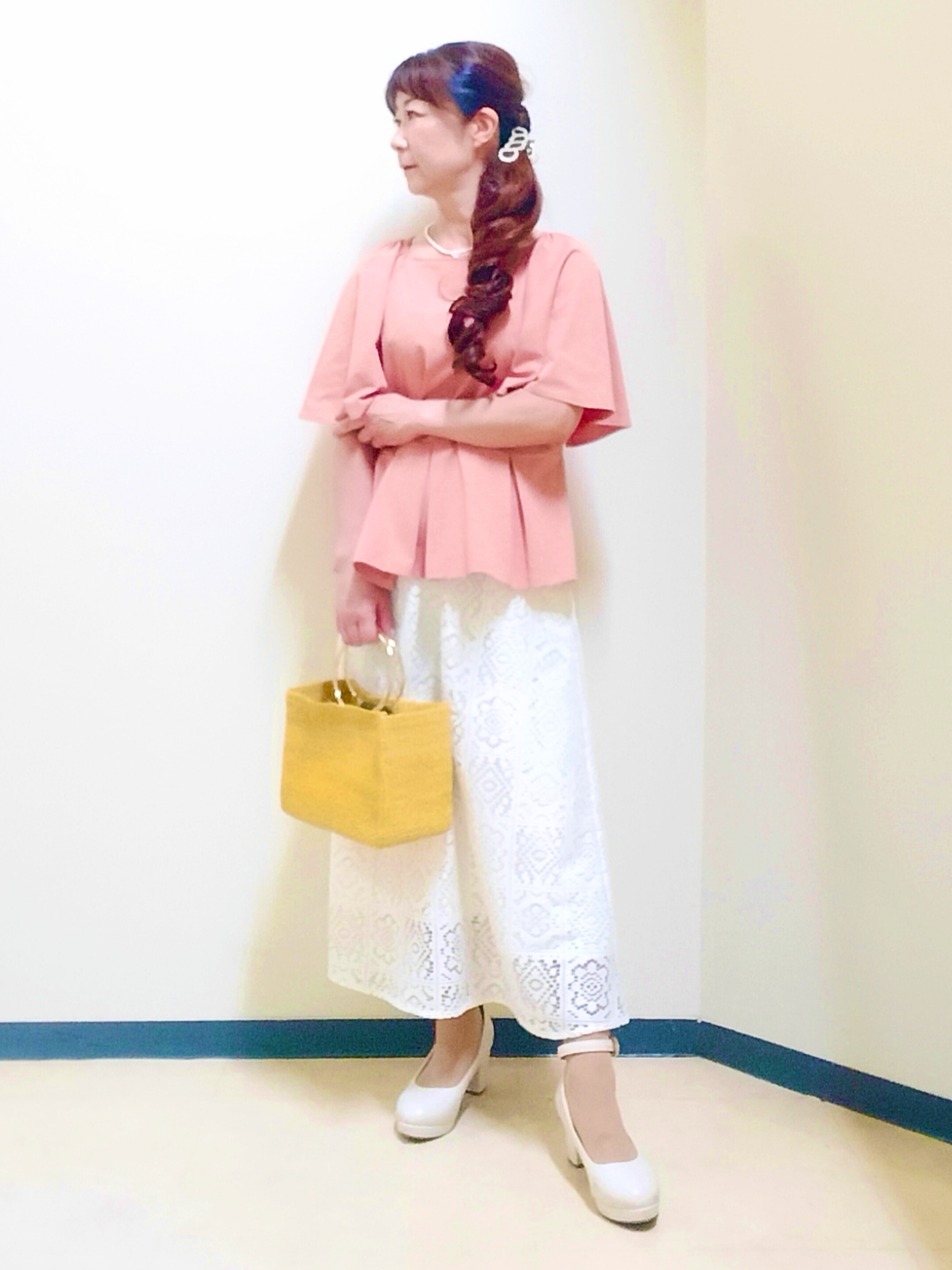 花さんの「Reflect｜【UVカット／接触冷感／吸水速乾】フレアスリーブペプラムカットソー」を使ったコーディネート