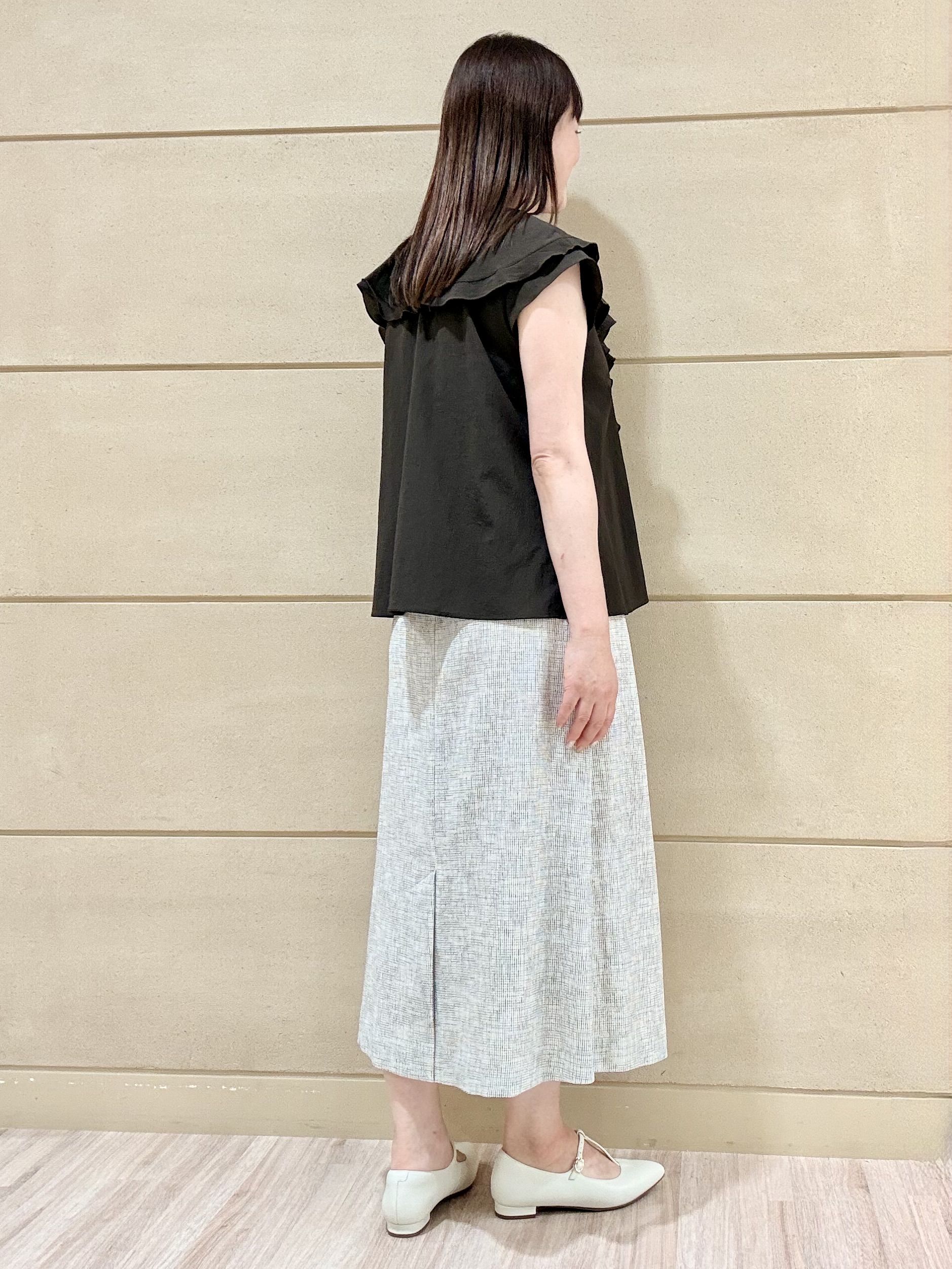 Marさんの「Reflect｜【通気性あり／涼しい／マシンウォッシャブル】フリルブラウス」を使ったコーディネート