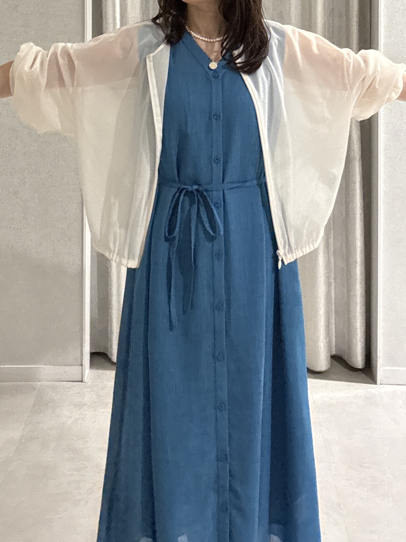 makiさんの「UNTITLED｜【Made In Japan】ガラスパールレイヤードネックレス」を使ったコーディネート
