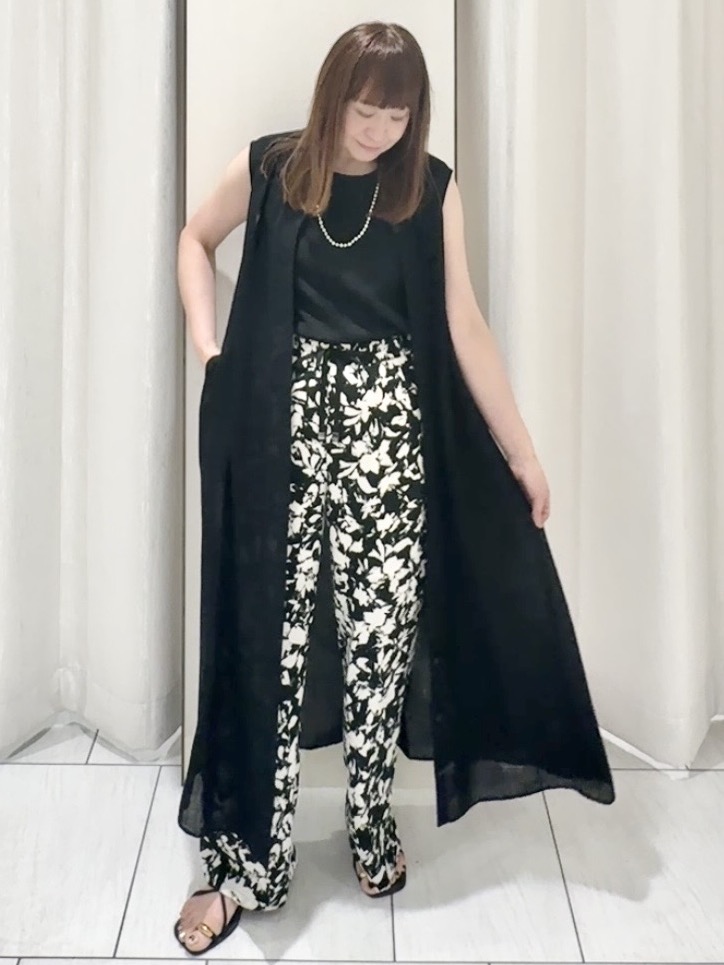 ʏᴜᴋɪᴋᴏさんの「UNTITLED｜【通気性/前開きボタン】シアーVネックワンピース」を使ったコーディネート