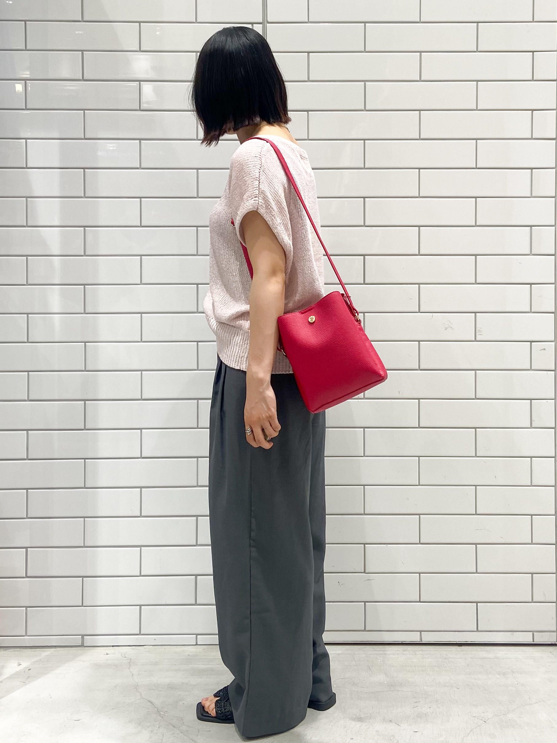 kimiさんの「OPAQUE.CLIP｜ラメメッシュ フレンチスリーブニット【洗濯機OK】」を使ったコーディネート