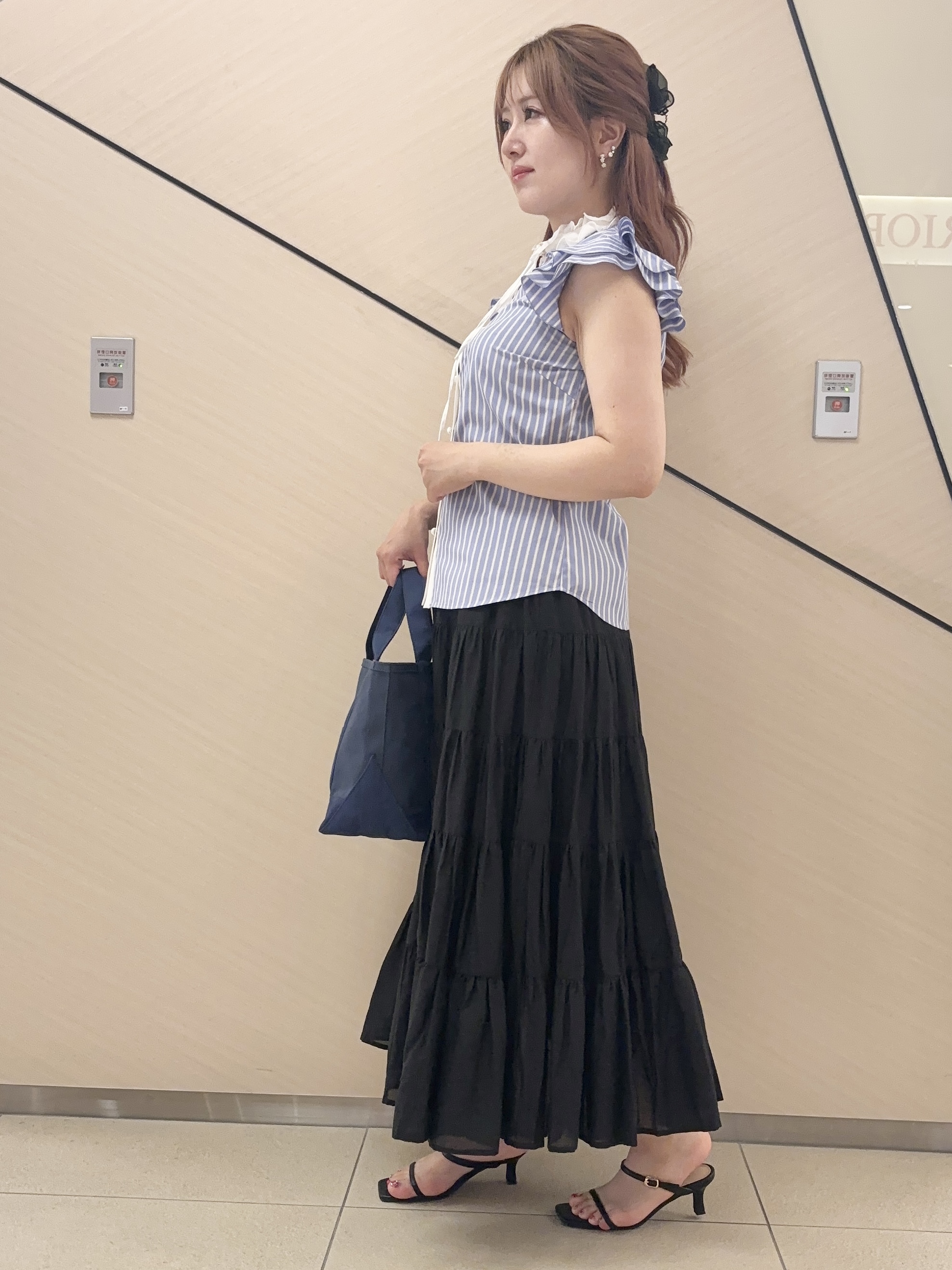 Rinaさんの「DRESSTERIOR｜【再入荷】コットンボイルティアードスカート」を使ったコーディネート
