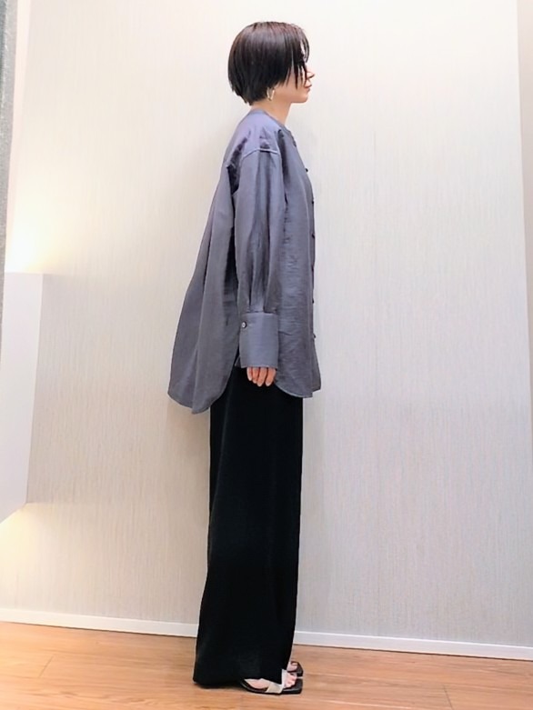ミズタさんの「UNTITLED｜【接触冷感/吸水速乾】サテンワイドパンツ」を使ったコーディネート