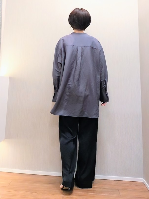 ミズタさんの「UNTITLED｜【接触冷感/吸水速乾】サテンワイドパンツ」を使ったコーディネート