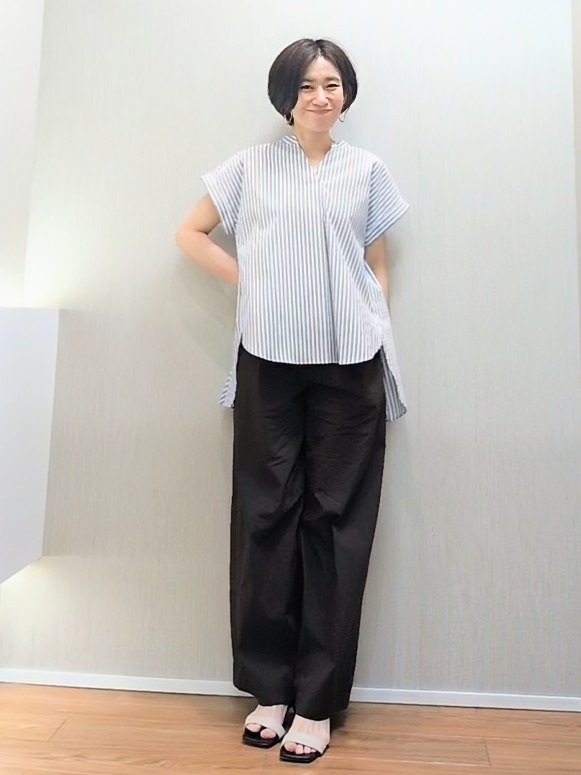 ミズタさんの「UNTITLED｜【多機能付き】バックプリーツデザインブラウス」を使ったコーディネート