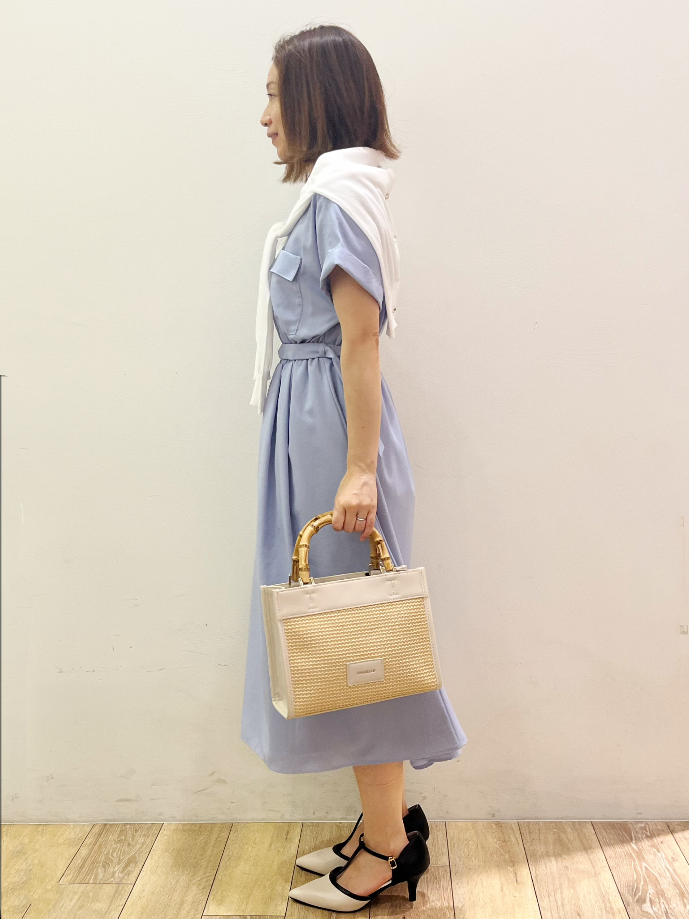 kcさんの「OPAQUE.CLIP｜【接触冷感】ビジューボタンカーディガン《抗ピリング／洗濯機OK》」を使ったコーディネート