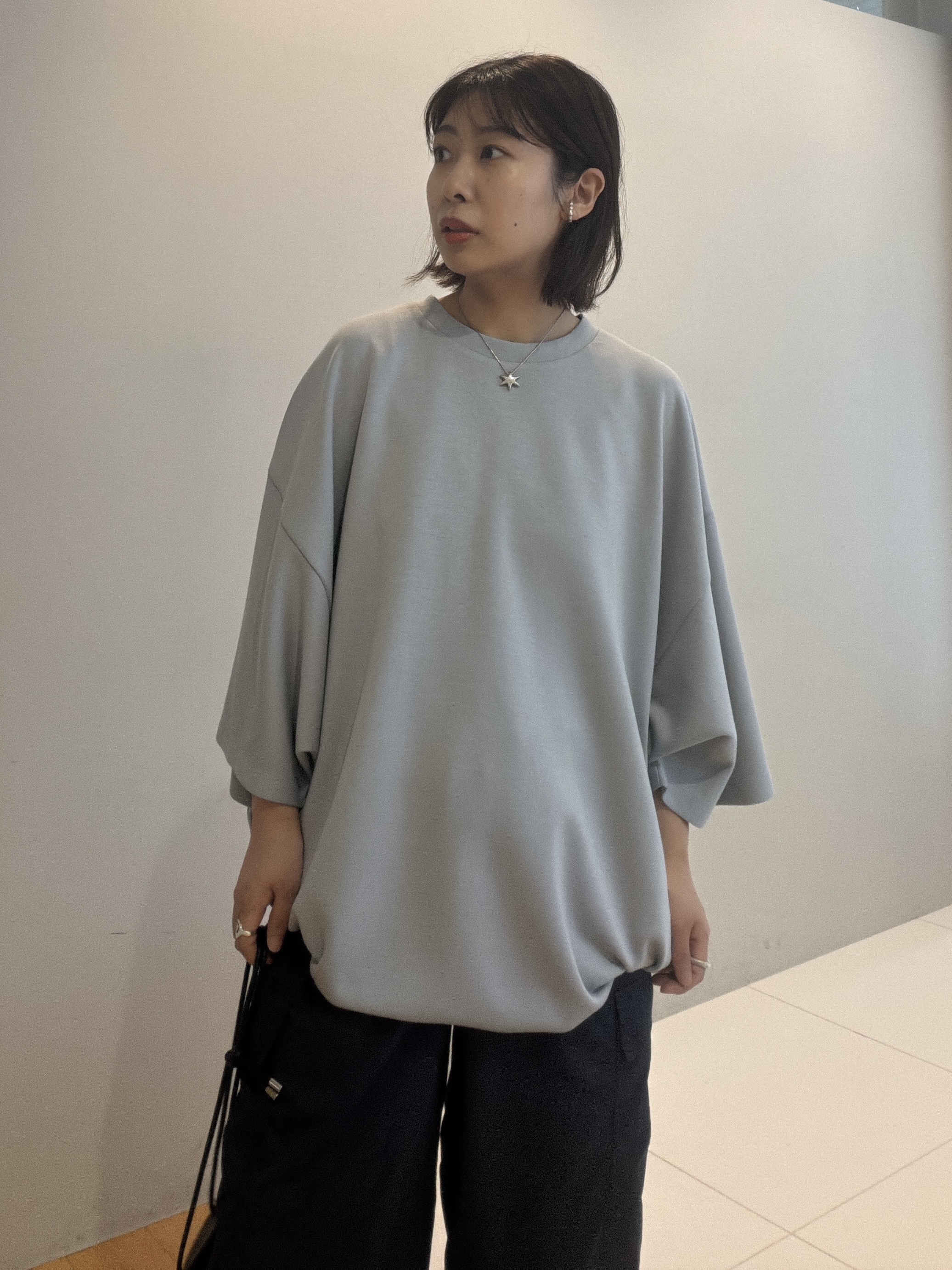abeさんの「tk.TAKEO KIKUCHI｜【昨年売上NO.1】マシュマロドルマンカットソー/柔らか/ふわふわタッチ」を使ったコーディネート
