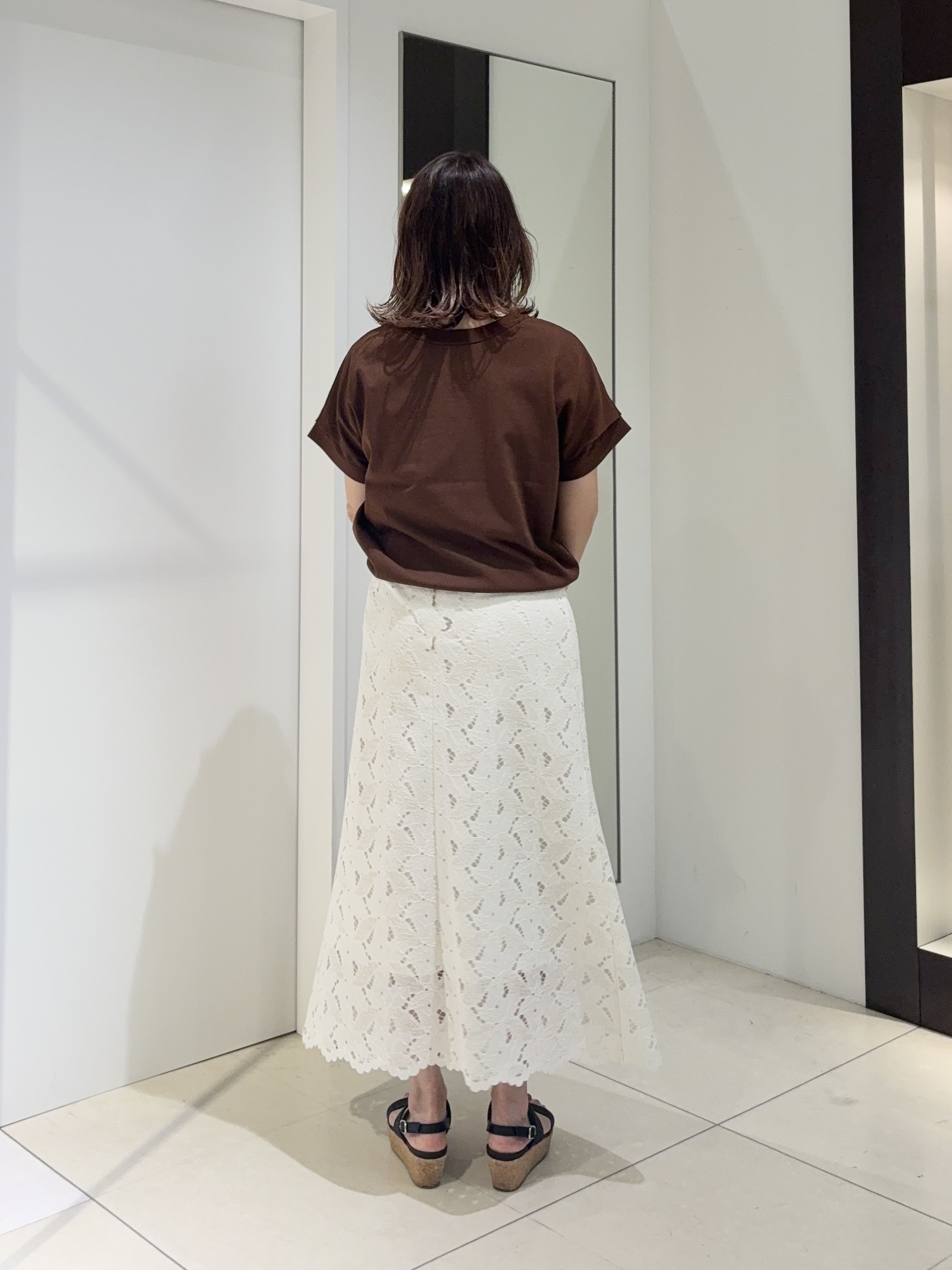 tomoさんの「UNTITLED｜【前後2WAY】ドライタッチコットンプルオーバー」を使ったコーディネート