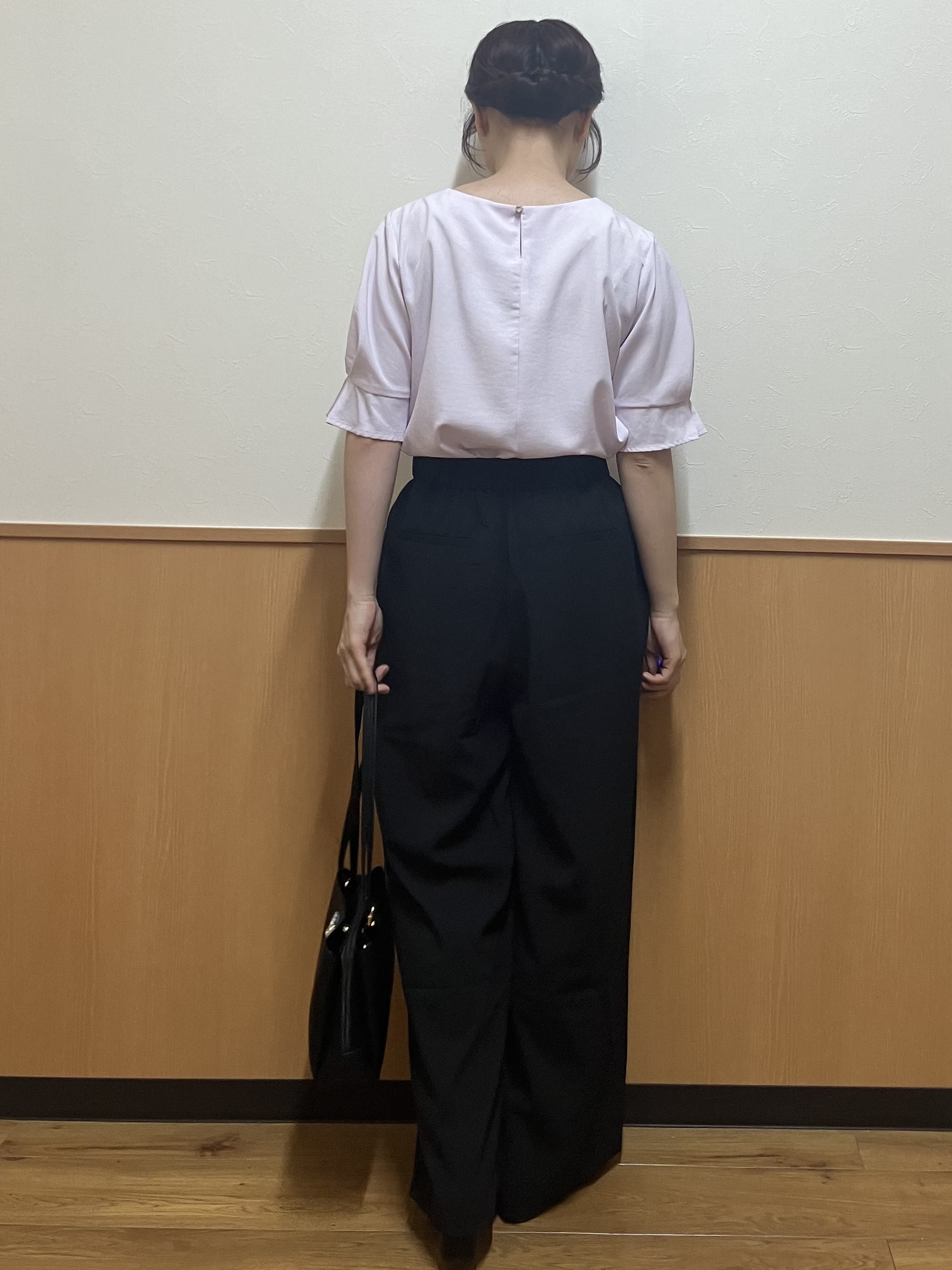 MAYUKIさんの「index｜【接触冷感／吸水速乾】タックパフスリーブブラウス《防シワ／洗濯機OK／XS～3L／8col》」を使ったコーディネート