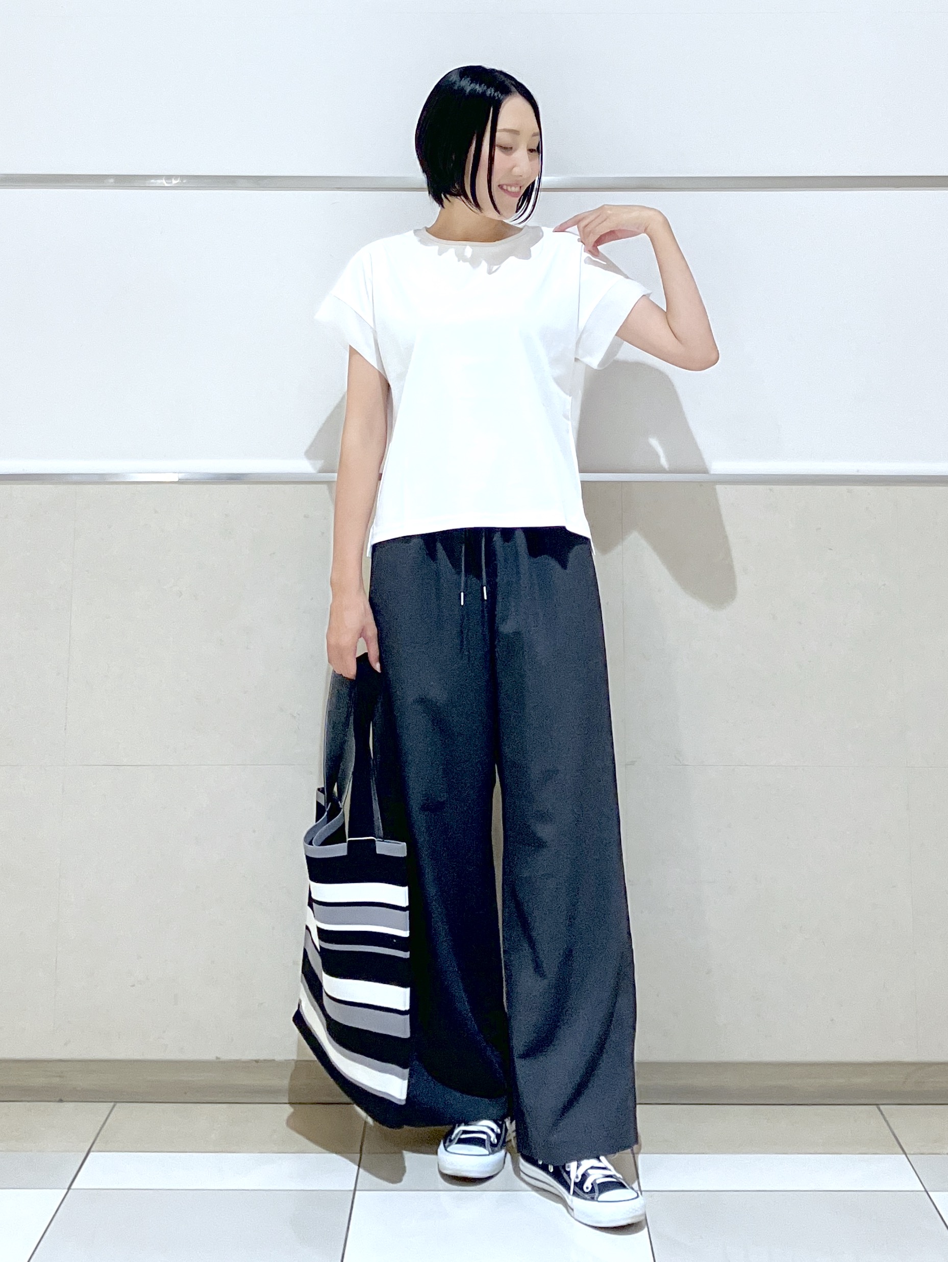 eriko さんの「Dessin｜【UVカット/接触冷感】美光沢カットソー」を使ったコーディネート